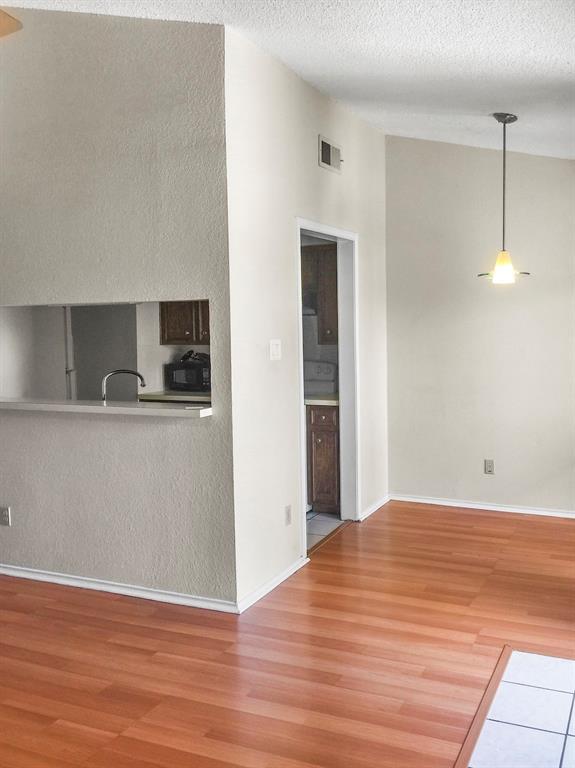 2706 Salado St #303 Property Photo 5