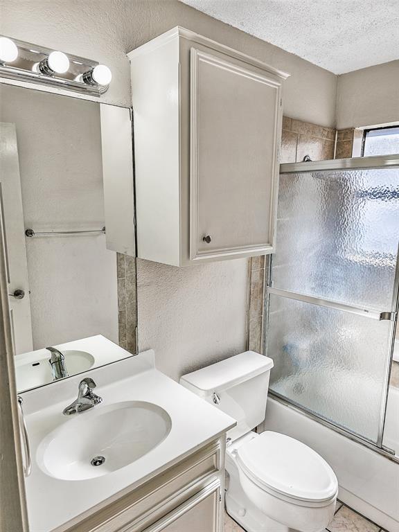 2706 Salado St #303 Property Photo 8