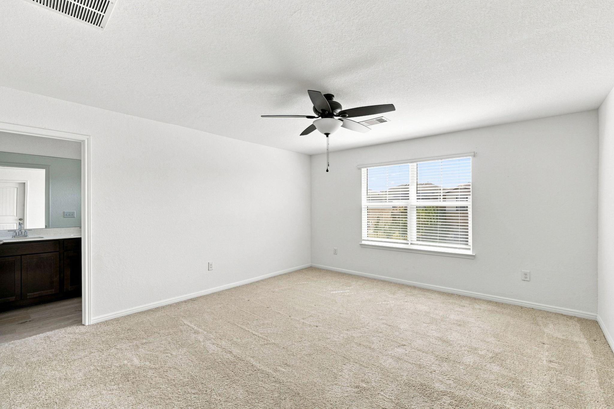 429 Brody Ln Property Photo 7