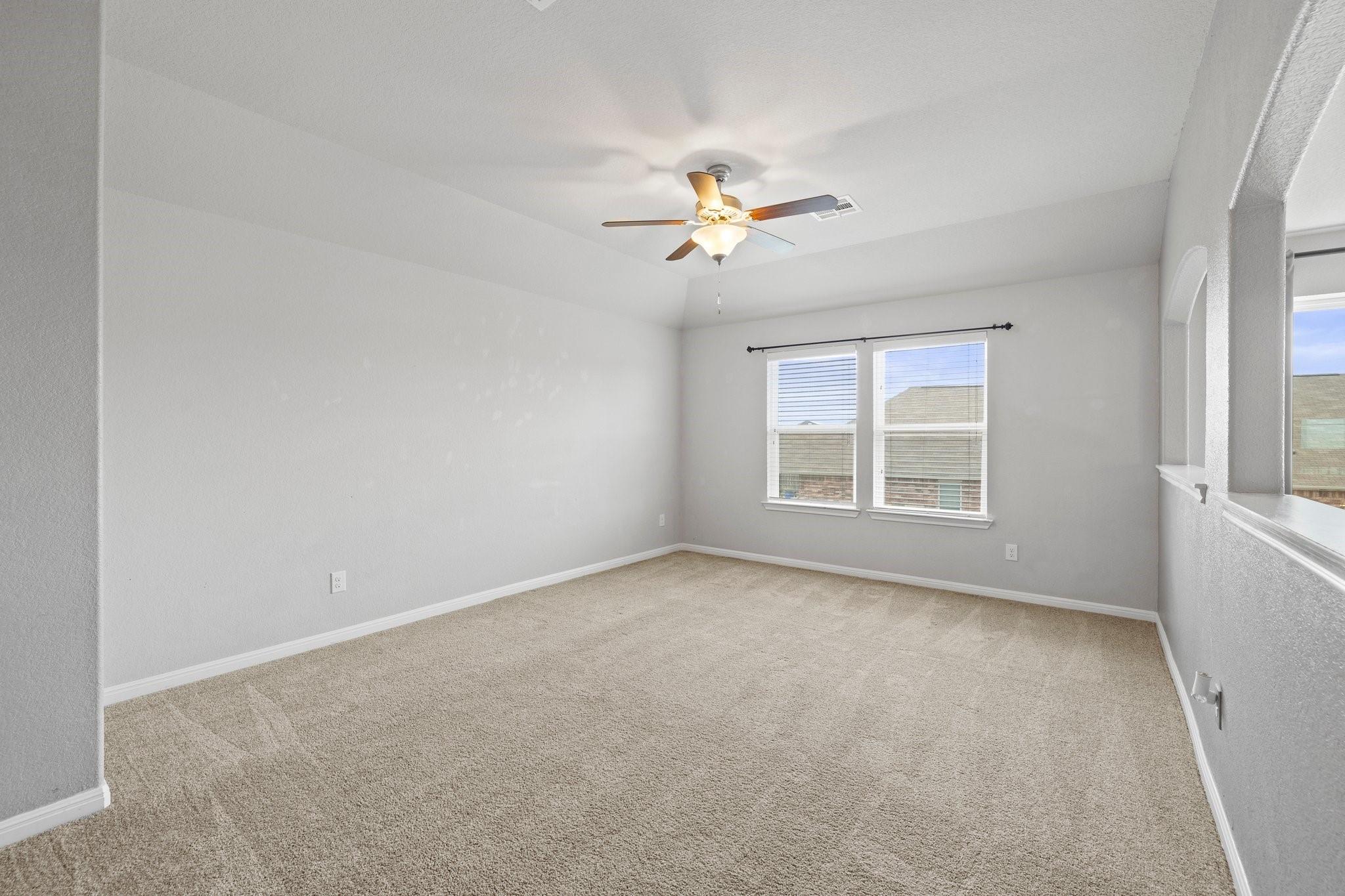 424 Hendelson Ln Property Photo 18