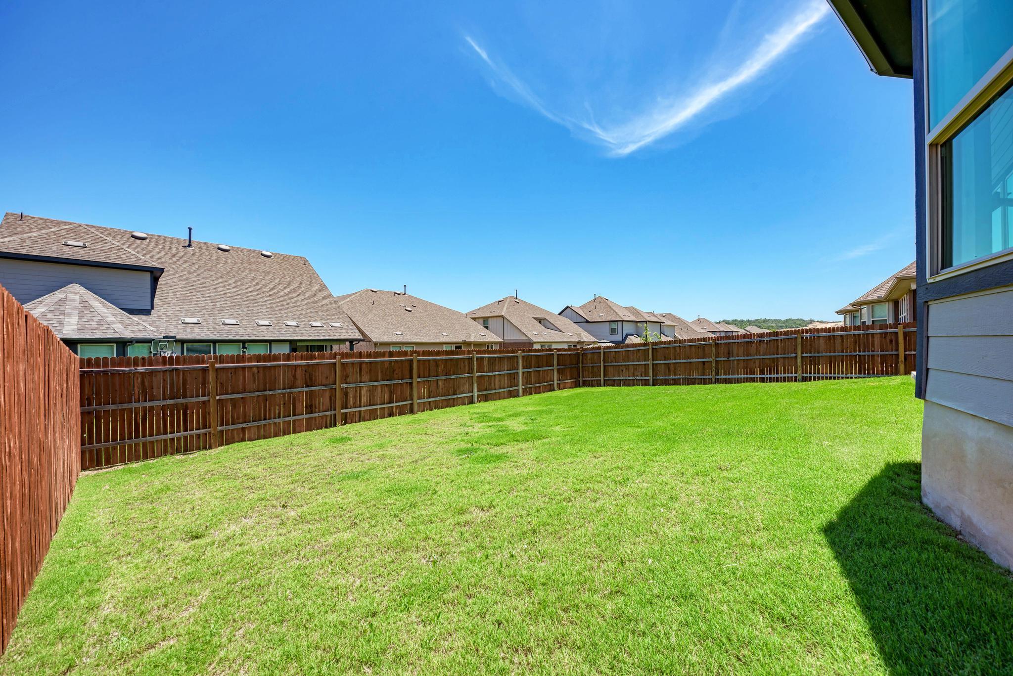 229 Canyoncrest Way Property Photo 28