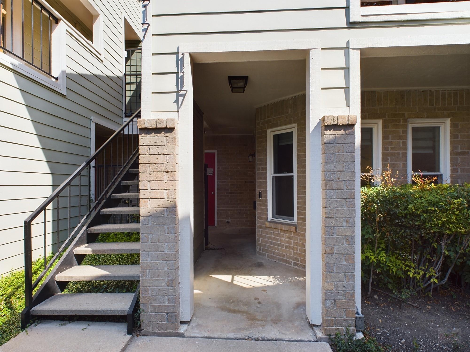 2104 CULLEN Ave #117