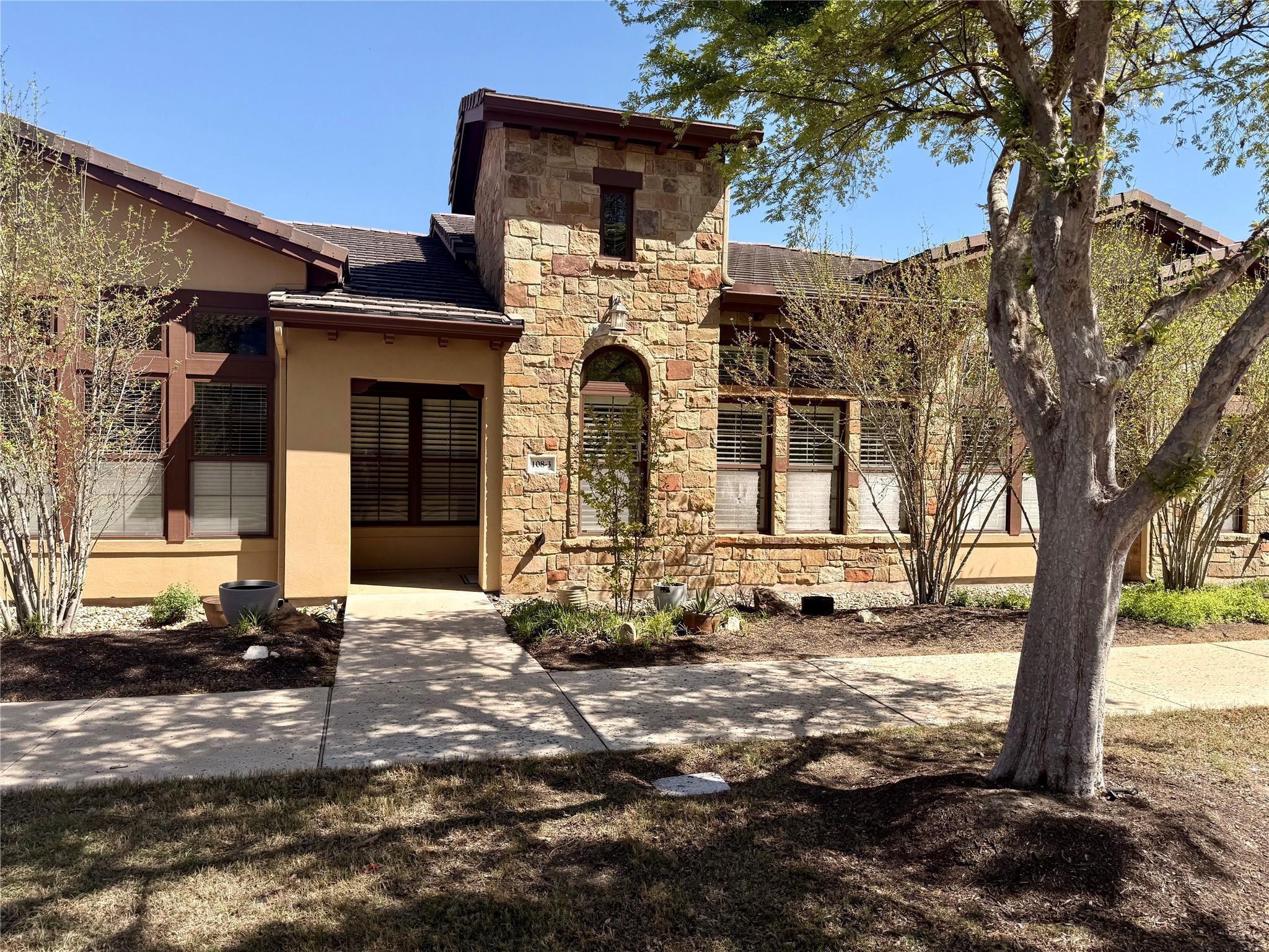 108 Rivalto Cir #c3 Property Photo 4