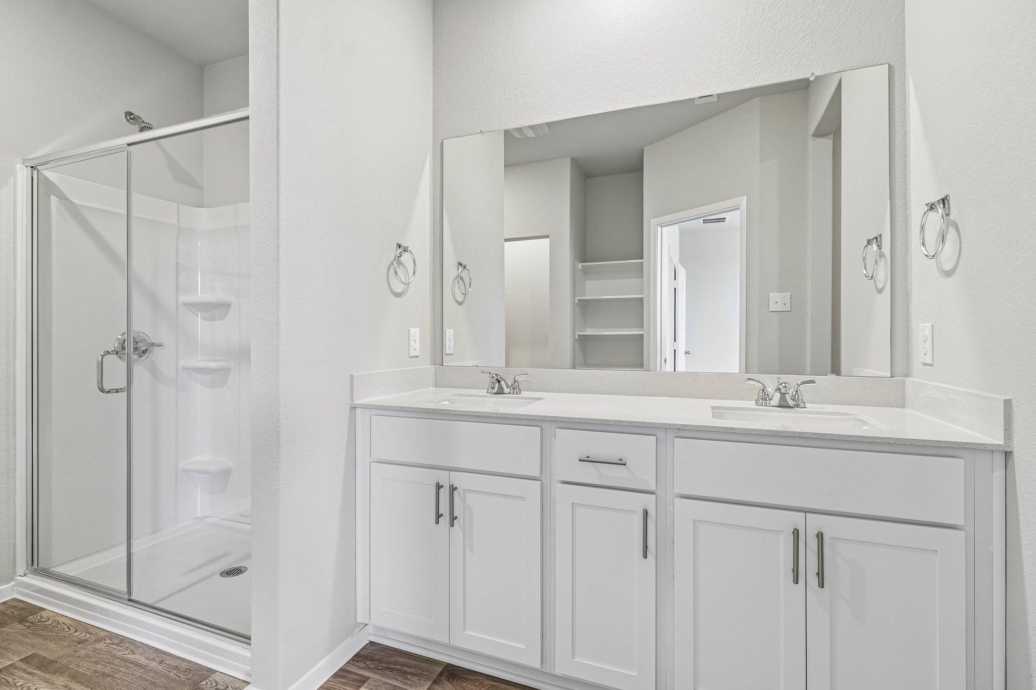 370 Golden Paint Trl Property Photo 15
