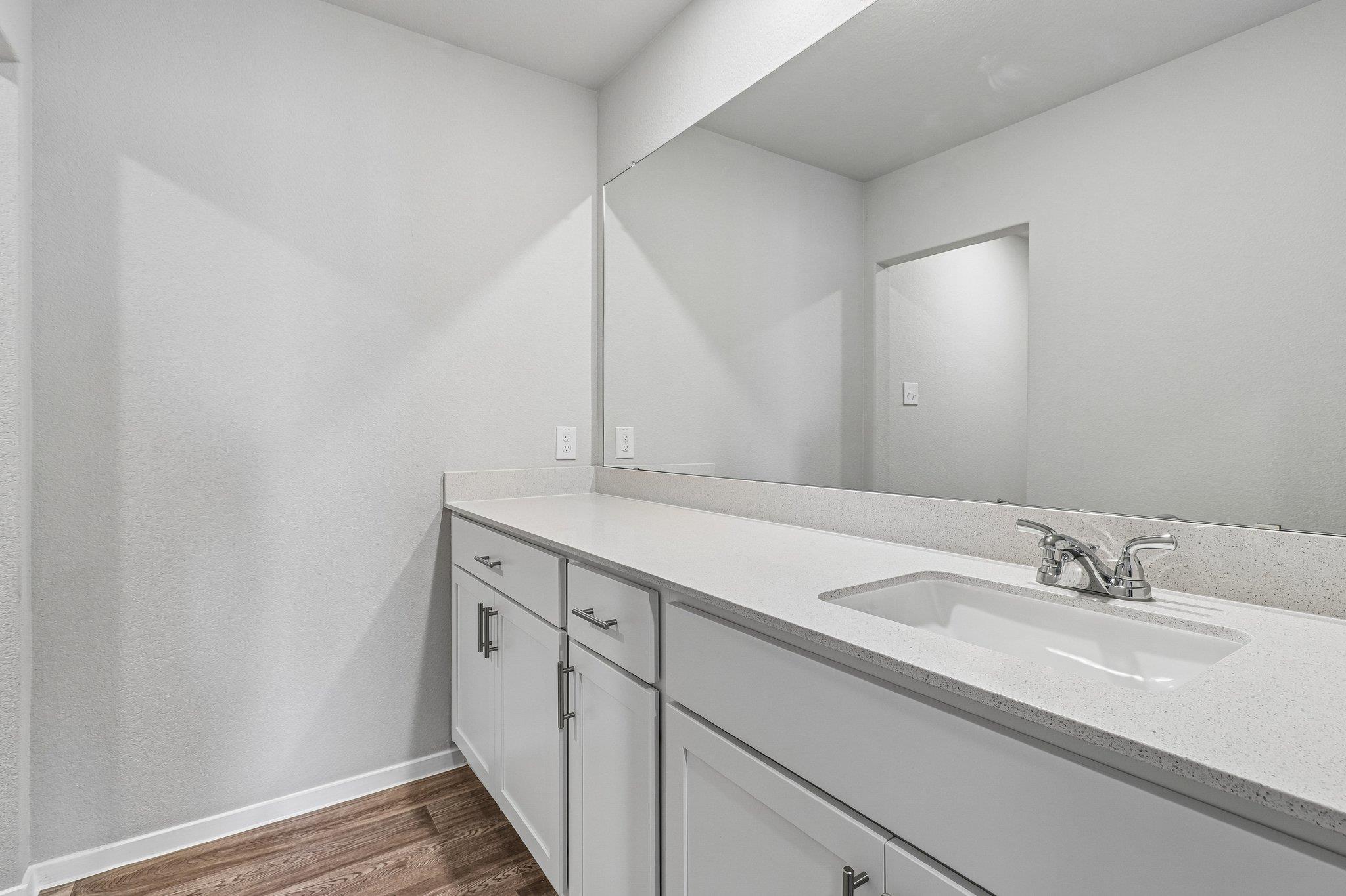 370 Golden Paint Trl Property Photo 29