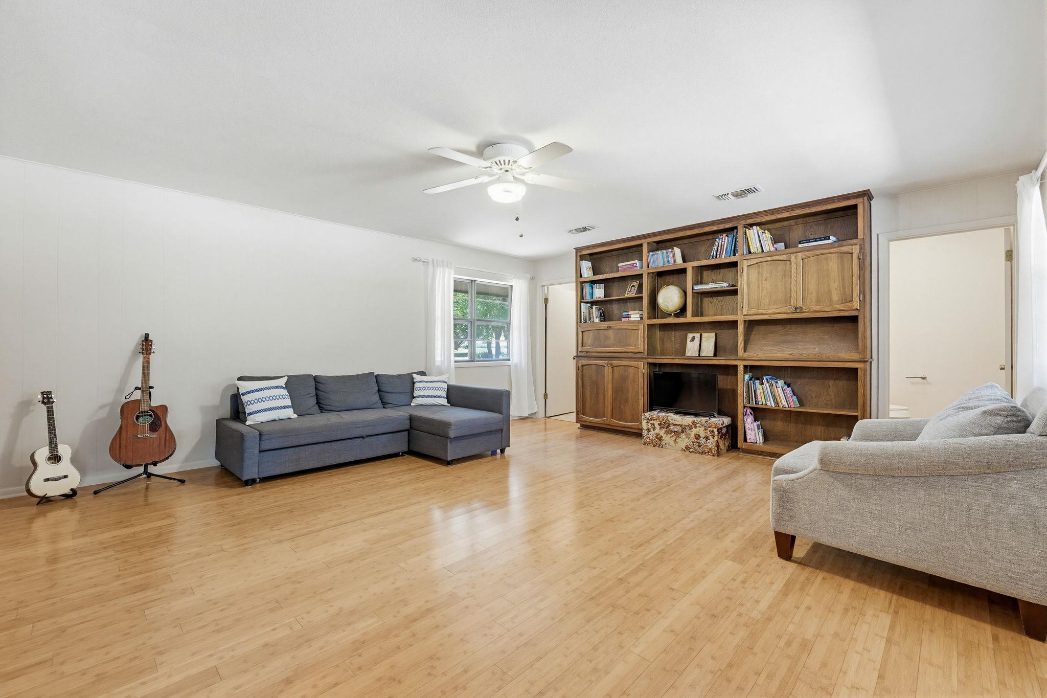 20 Sheppard Ln Property Photo 18
