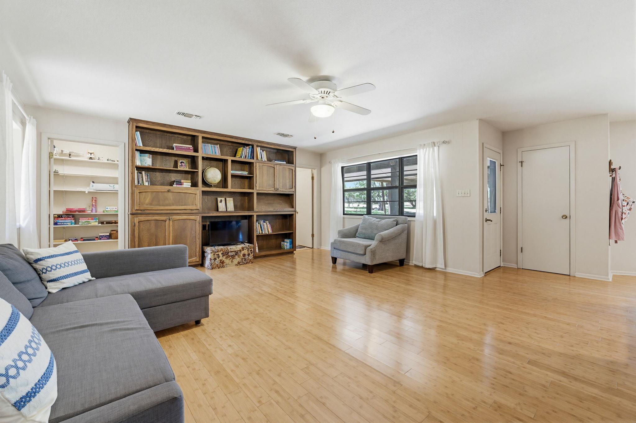 20 Sheppard Ln Property Photo 19