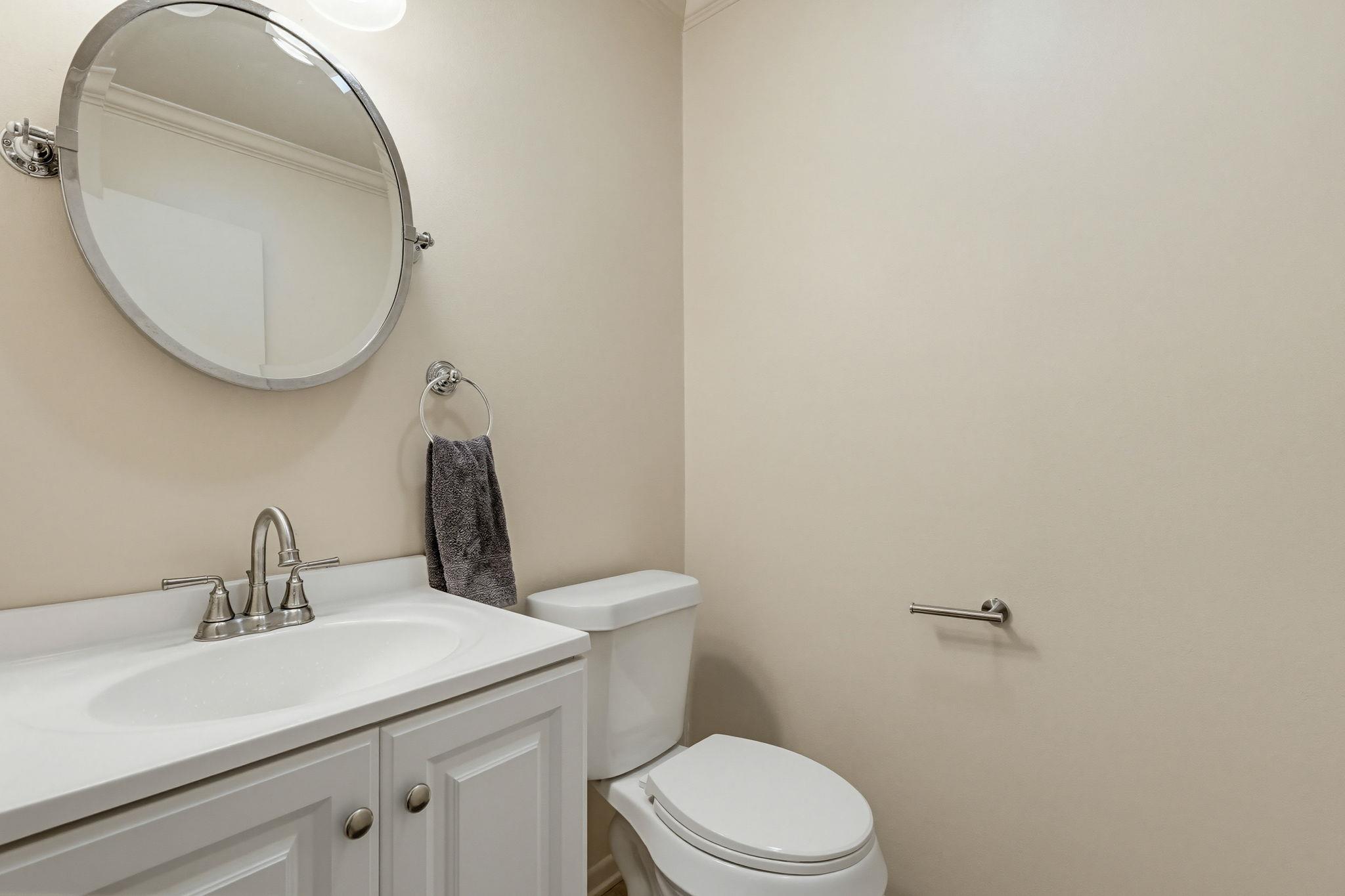 20 Sheppard Ln Property Photo 22