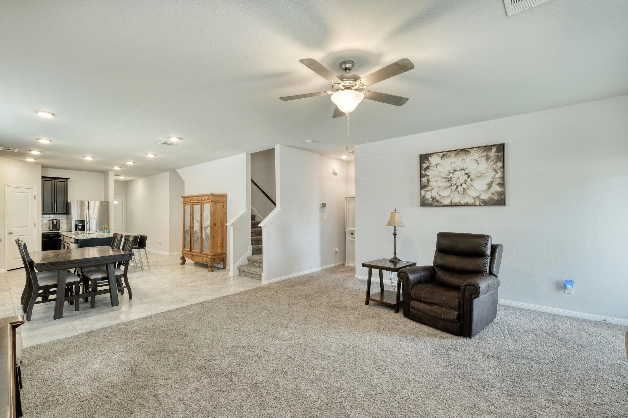 1009 Whelk Loop Property Photo 6