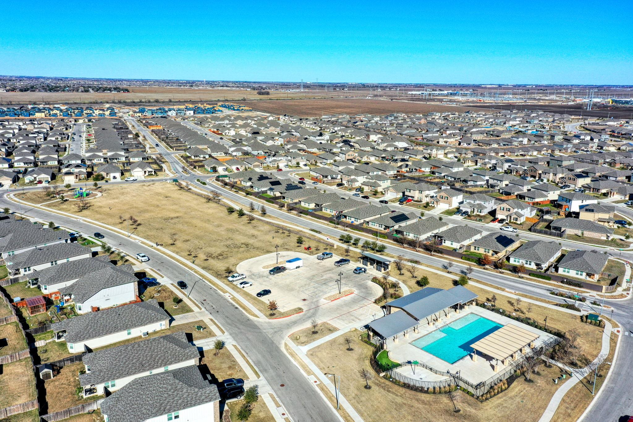 1009 Whelk Loop Property Photo 12