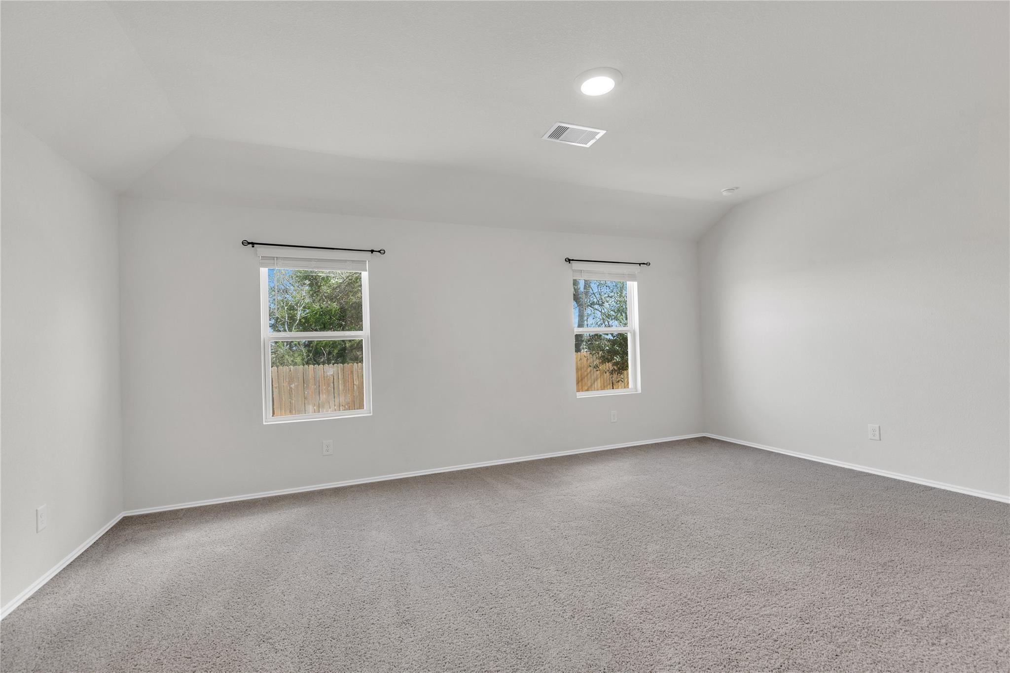 238 Sickle Loop Property Photo 26