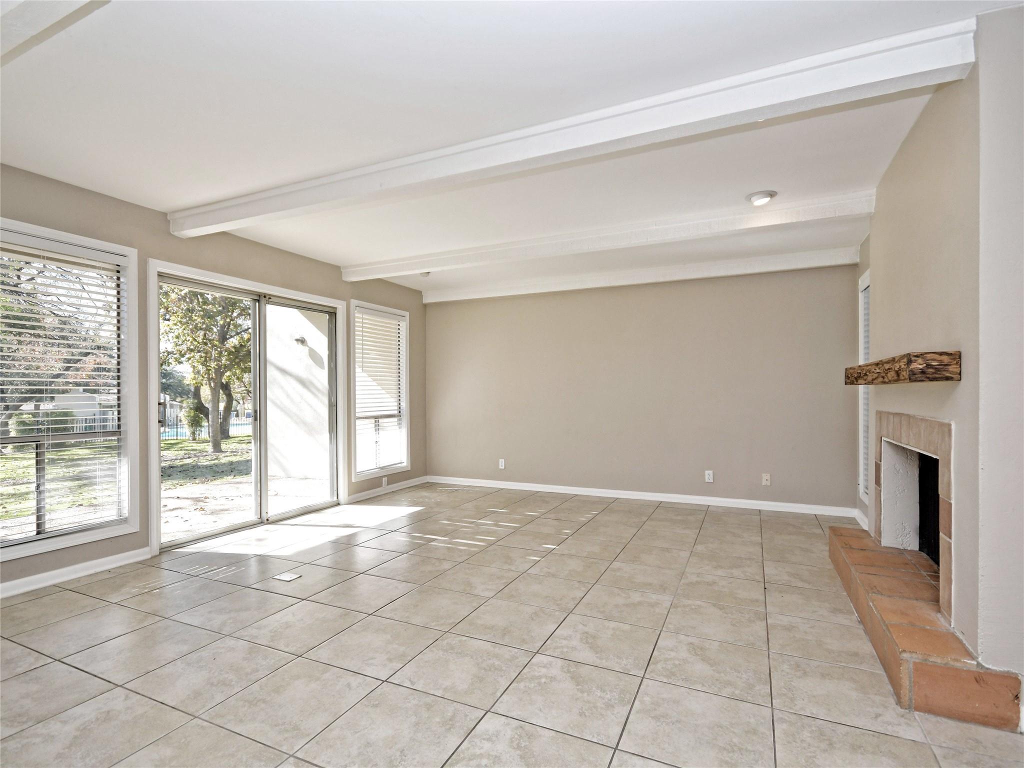 100 Lido Cir #g2 Property Photo 6