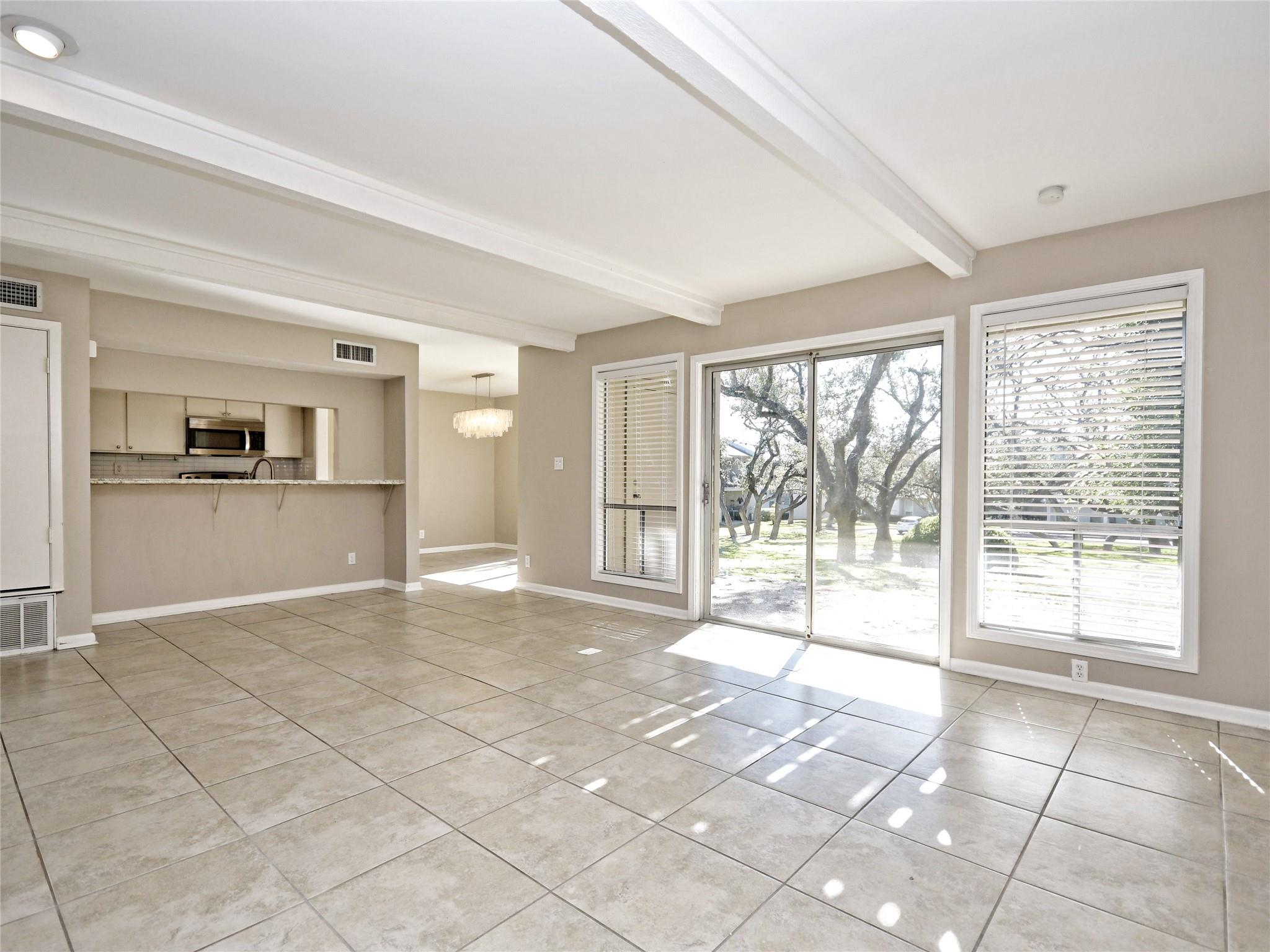 100 Lido Cir #g2 Property Photo 7