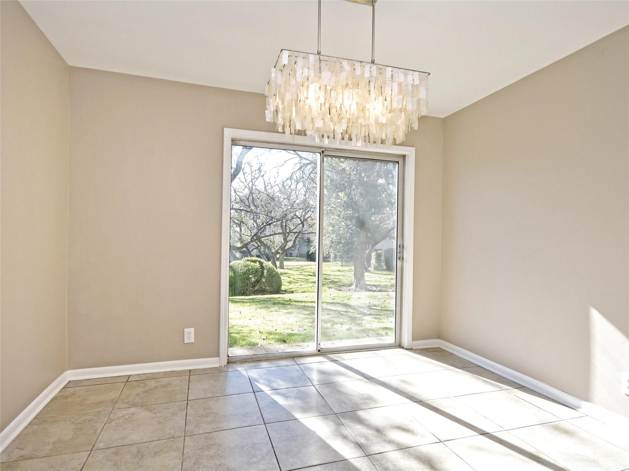 100 Lido Cir #g2 Property Photo 12