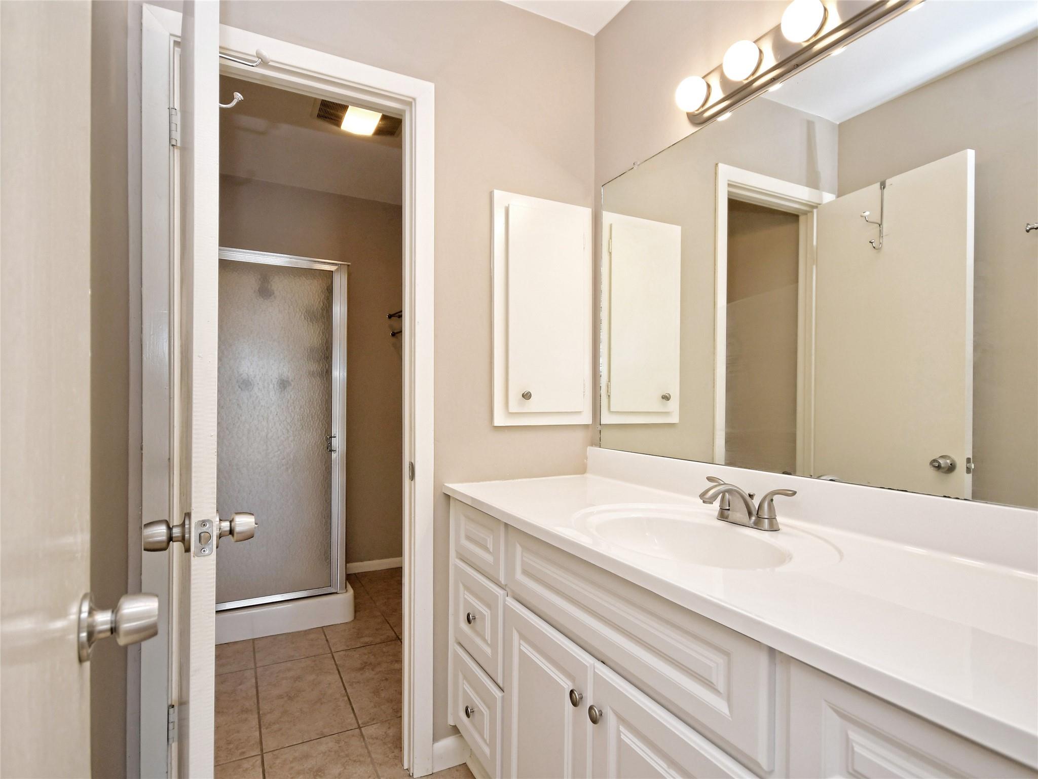 100 Lido Cir #g2 Property Photo 16