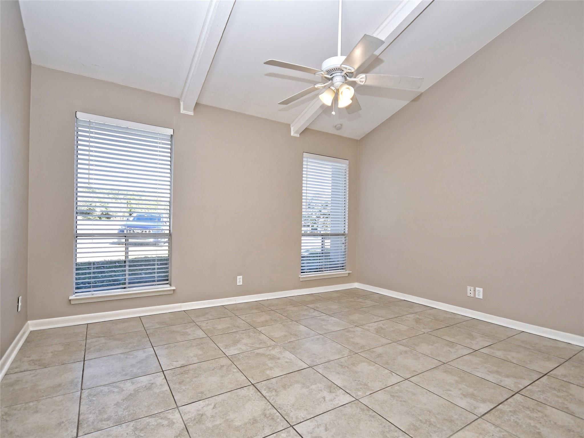 100 Lido Cir #g2 Property Photo 21