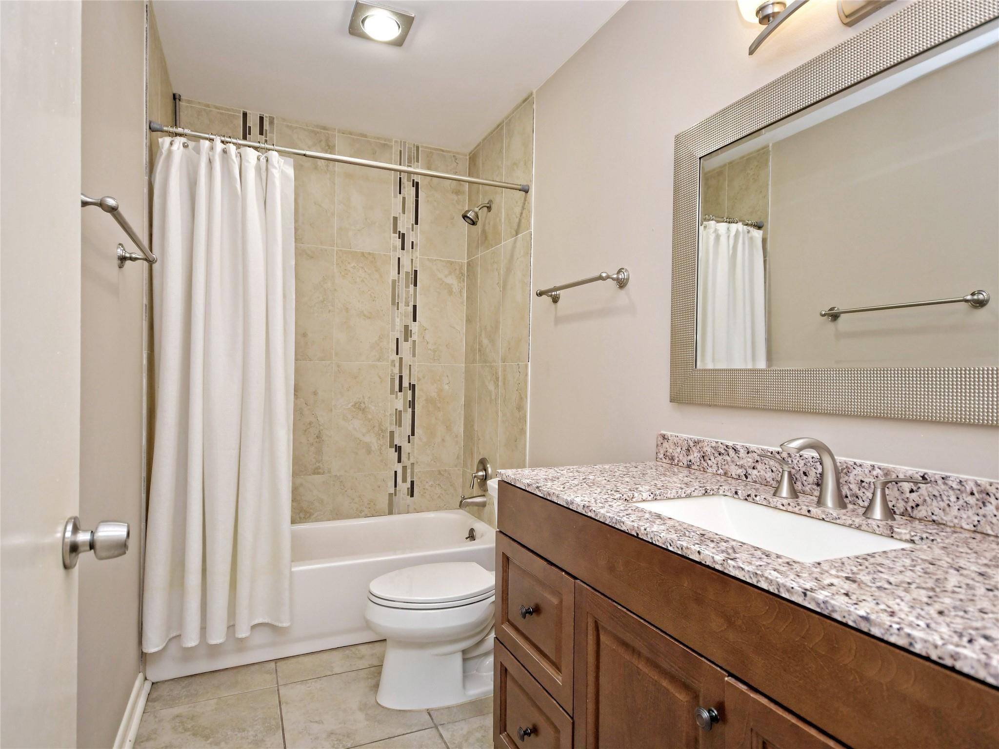 100 Lido Cir #g2 Property Photo 22