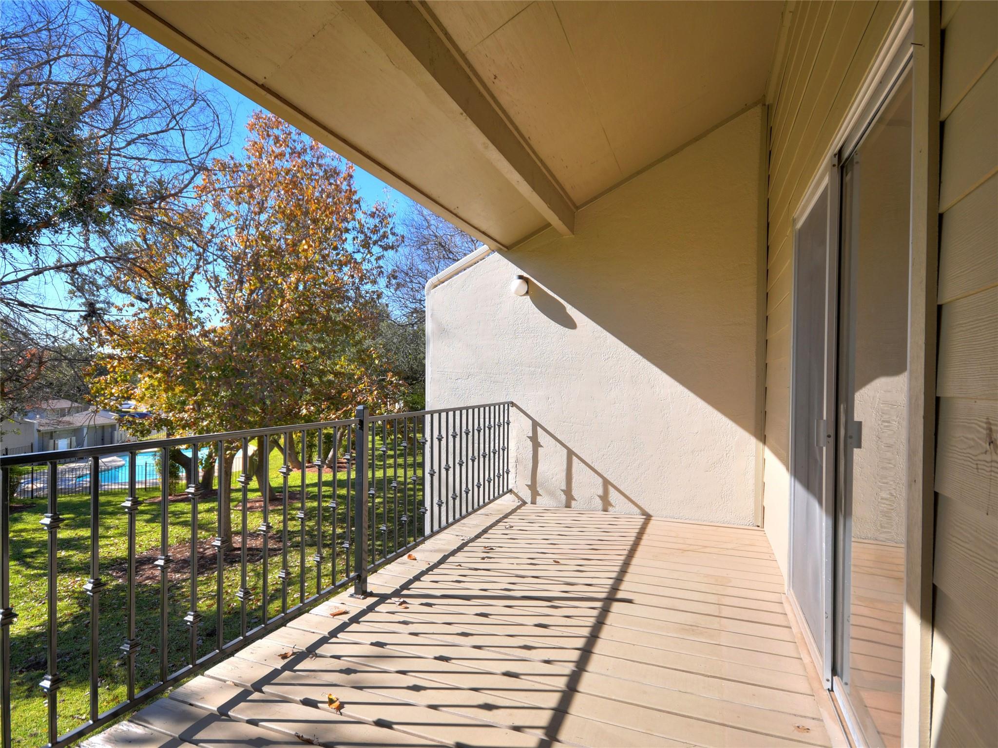 100 Lido Cir #g2 Property Photo 23