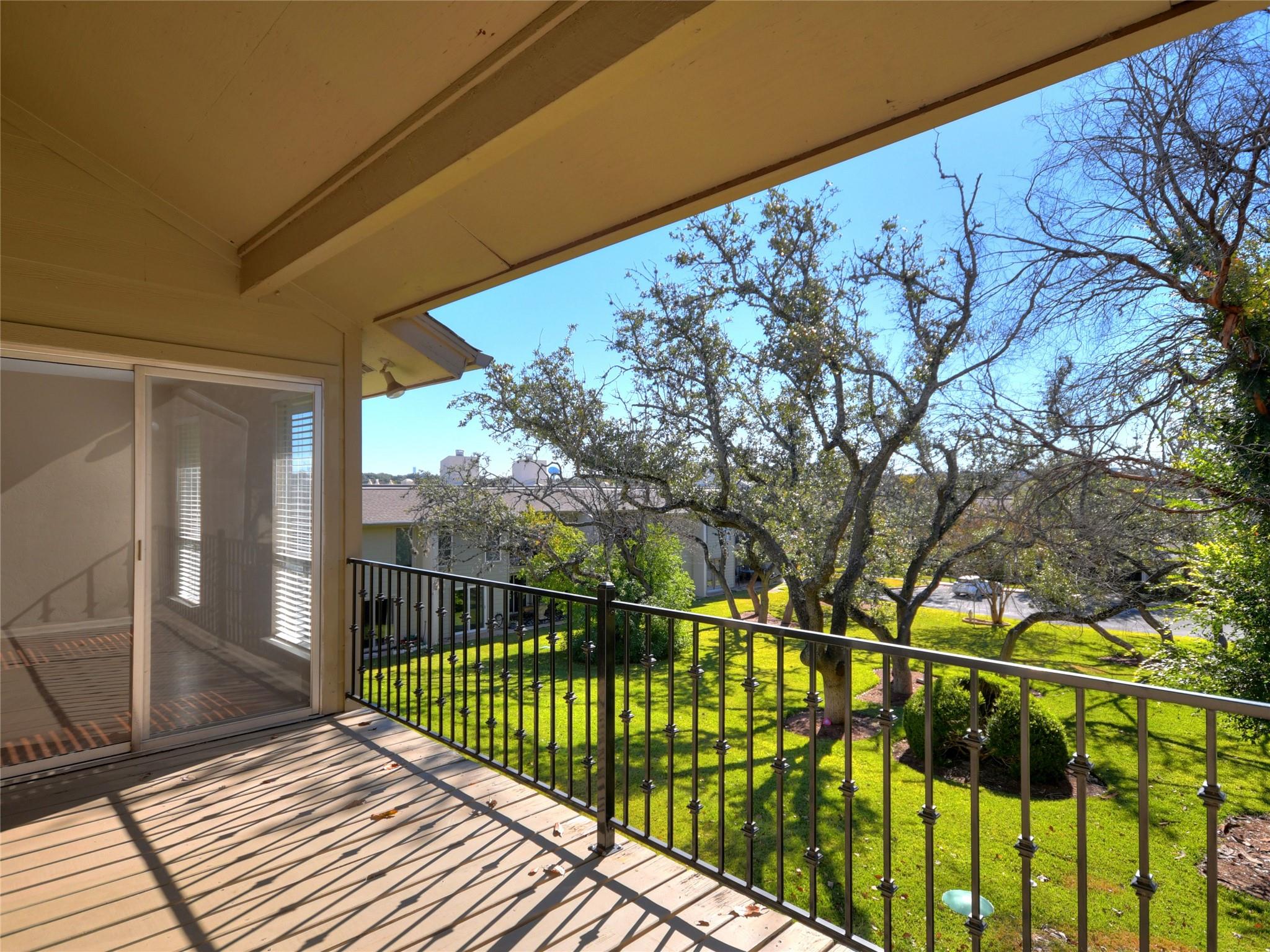 100 Lido Cir #g2 Property Photo 24