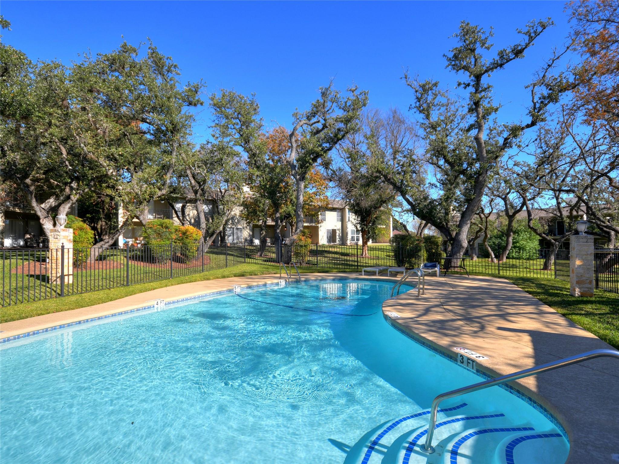100 Lido Cir #g2 Property Photo 29