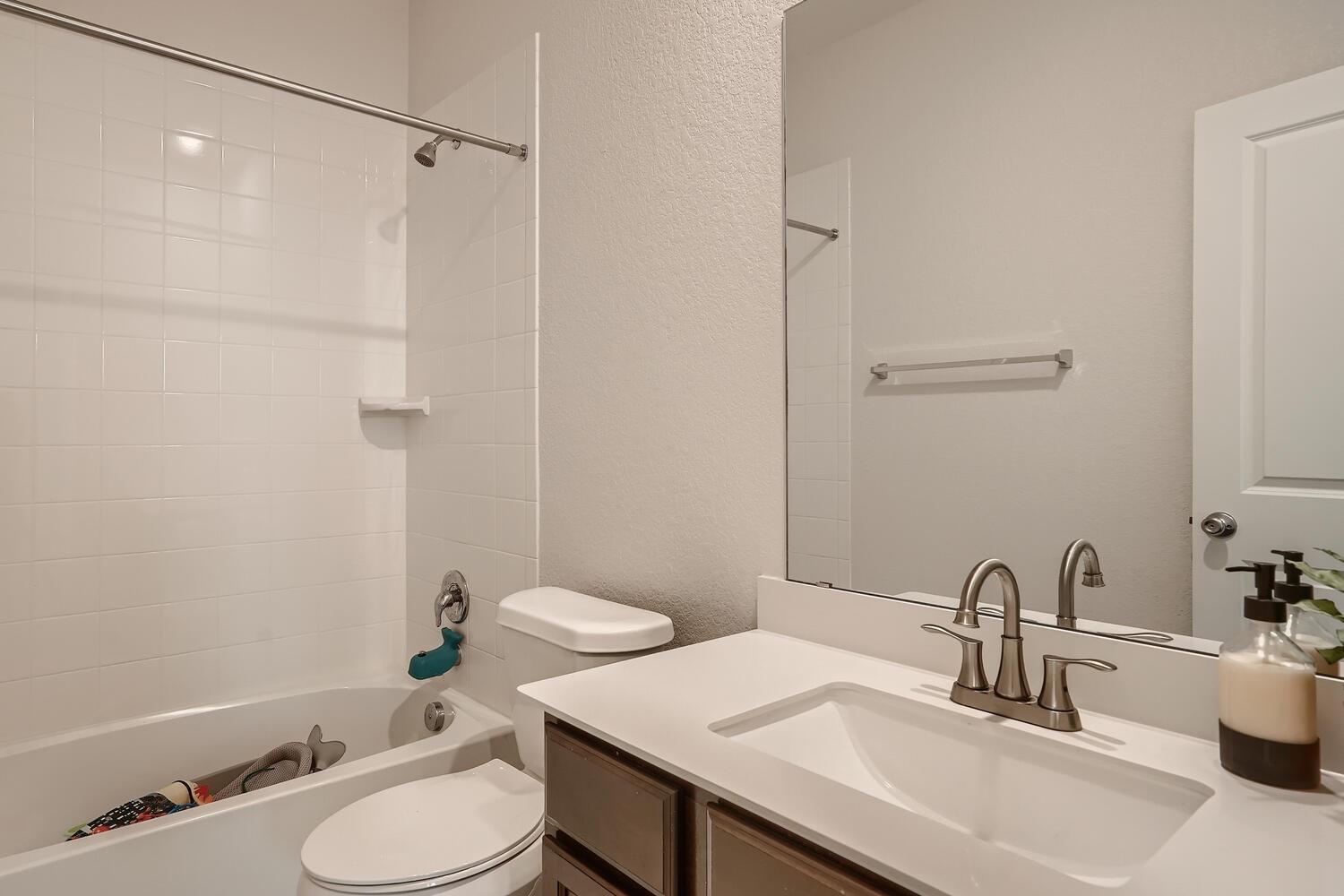 231 Spinnaker Loop Property Photo 18