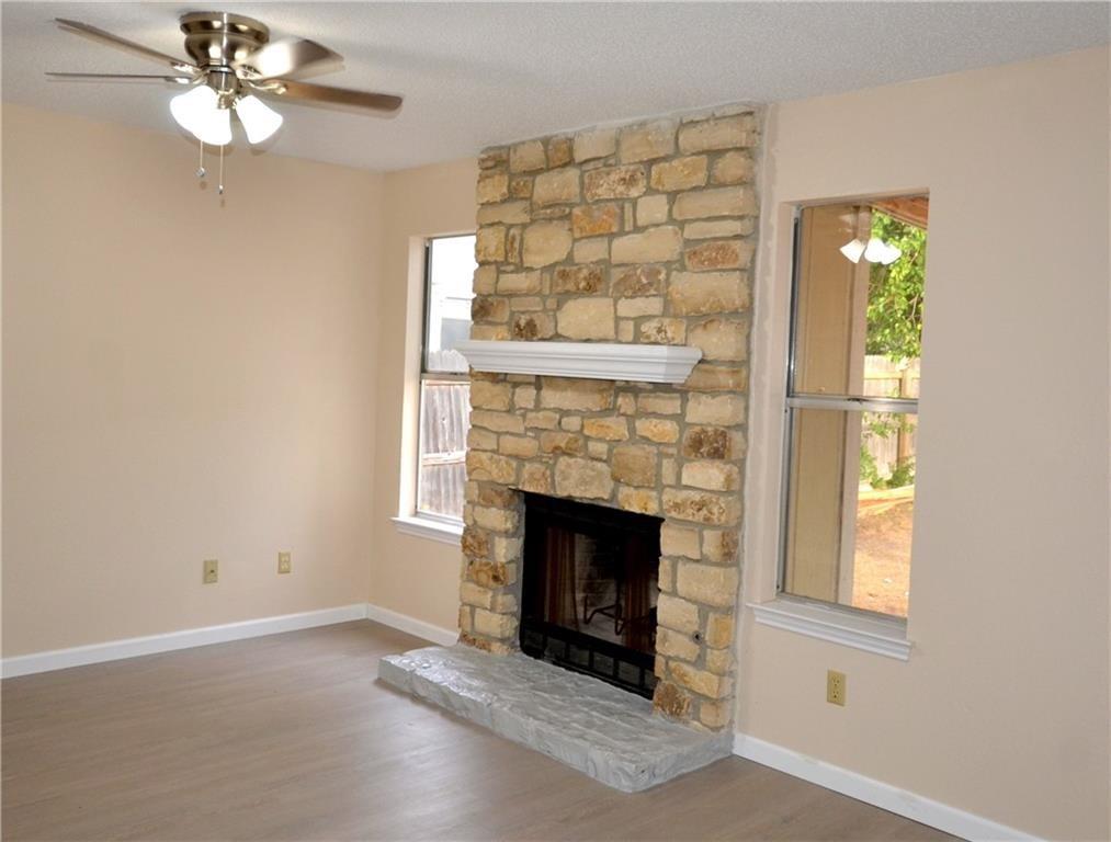 13903 Lothian Dr Property Photo 5