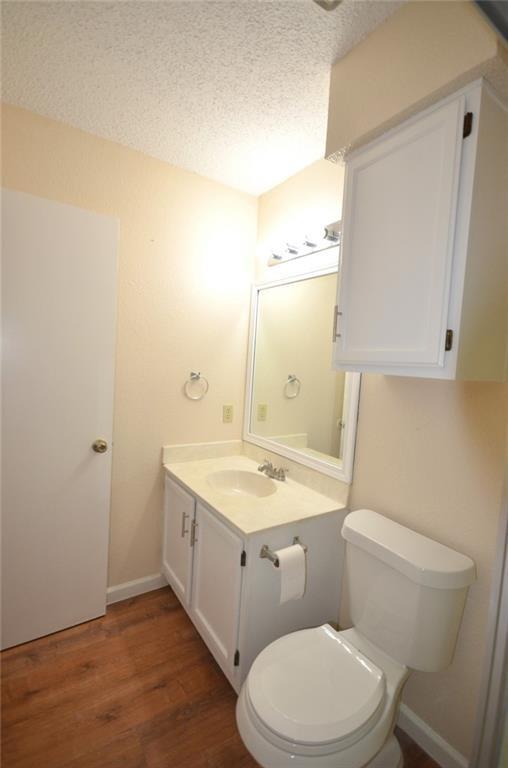 13903 Lothian Dr Property Photo 13