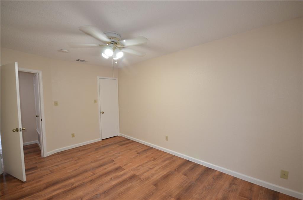13903 Lothian Dr Property Photo 30