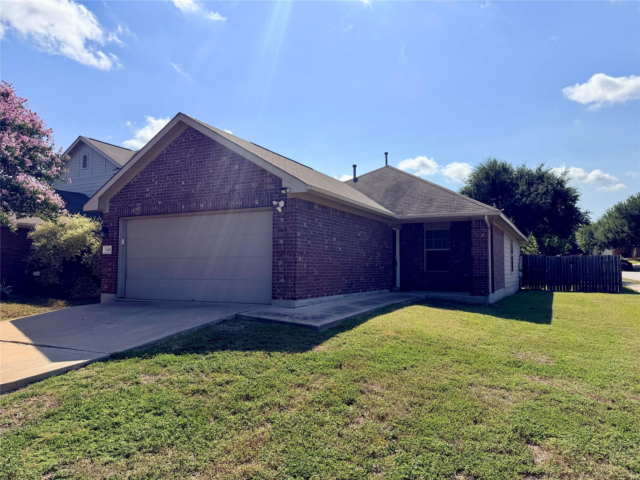 1148 Shadow Creek Blvd Property Photo 1