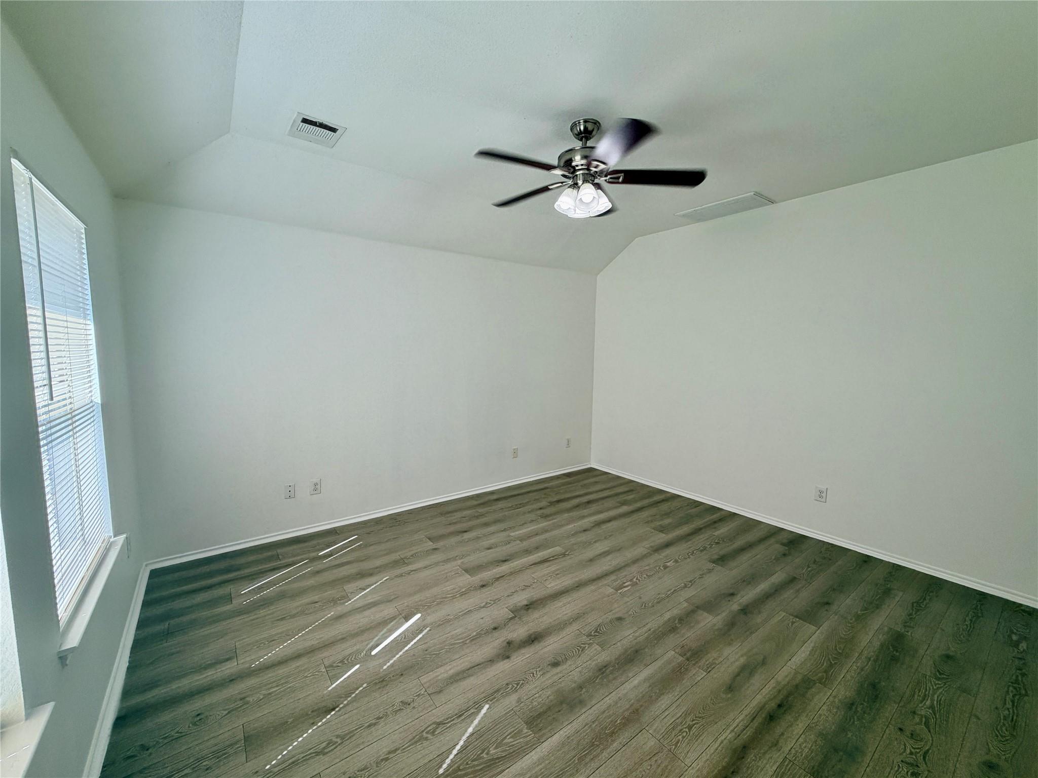 1148 Shadow Creek Blvd Property Photo 10