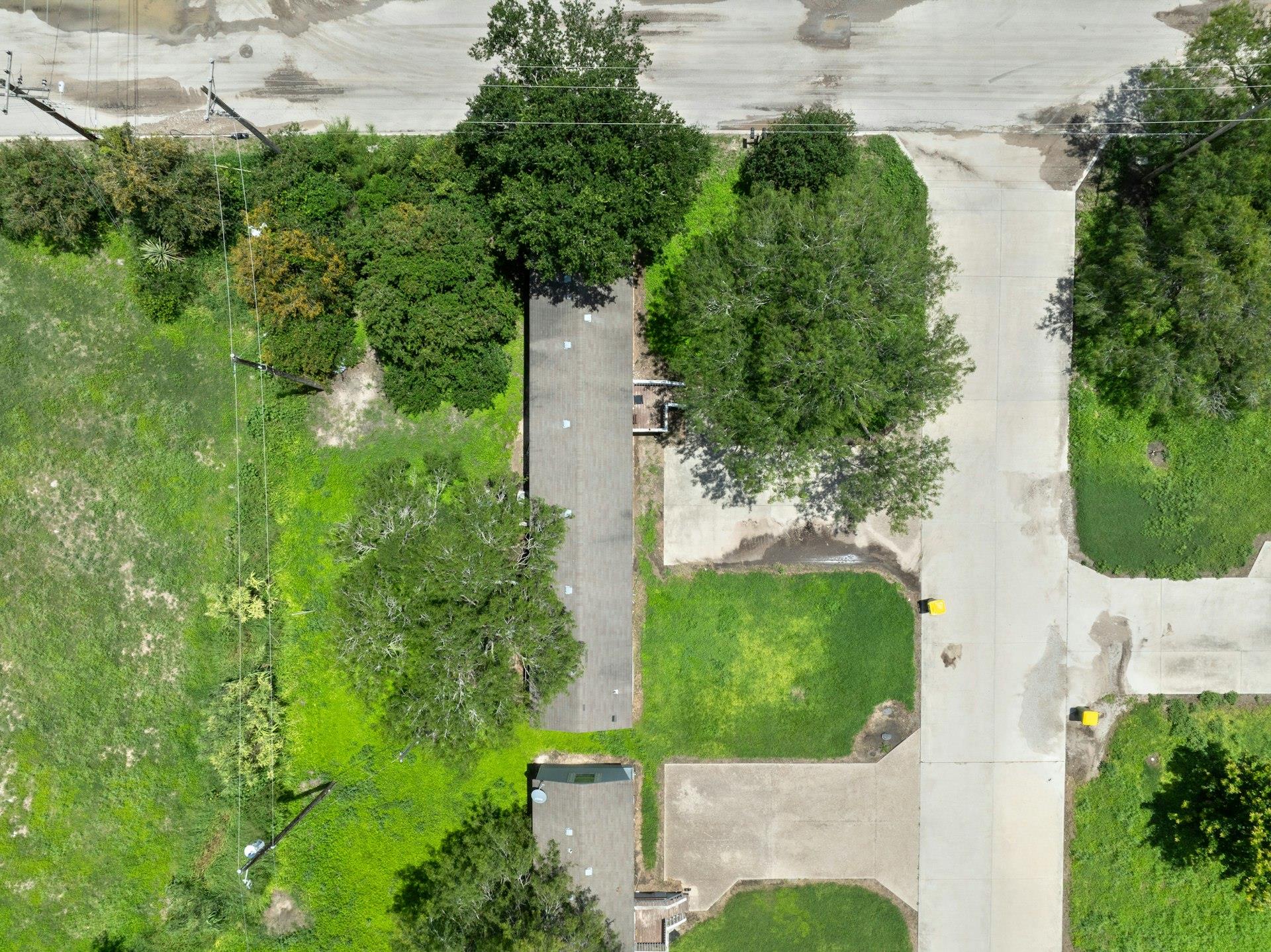 417 Houston St E Property Photo 10