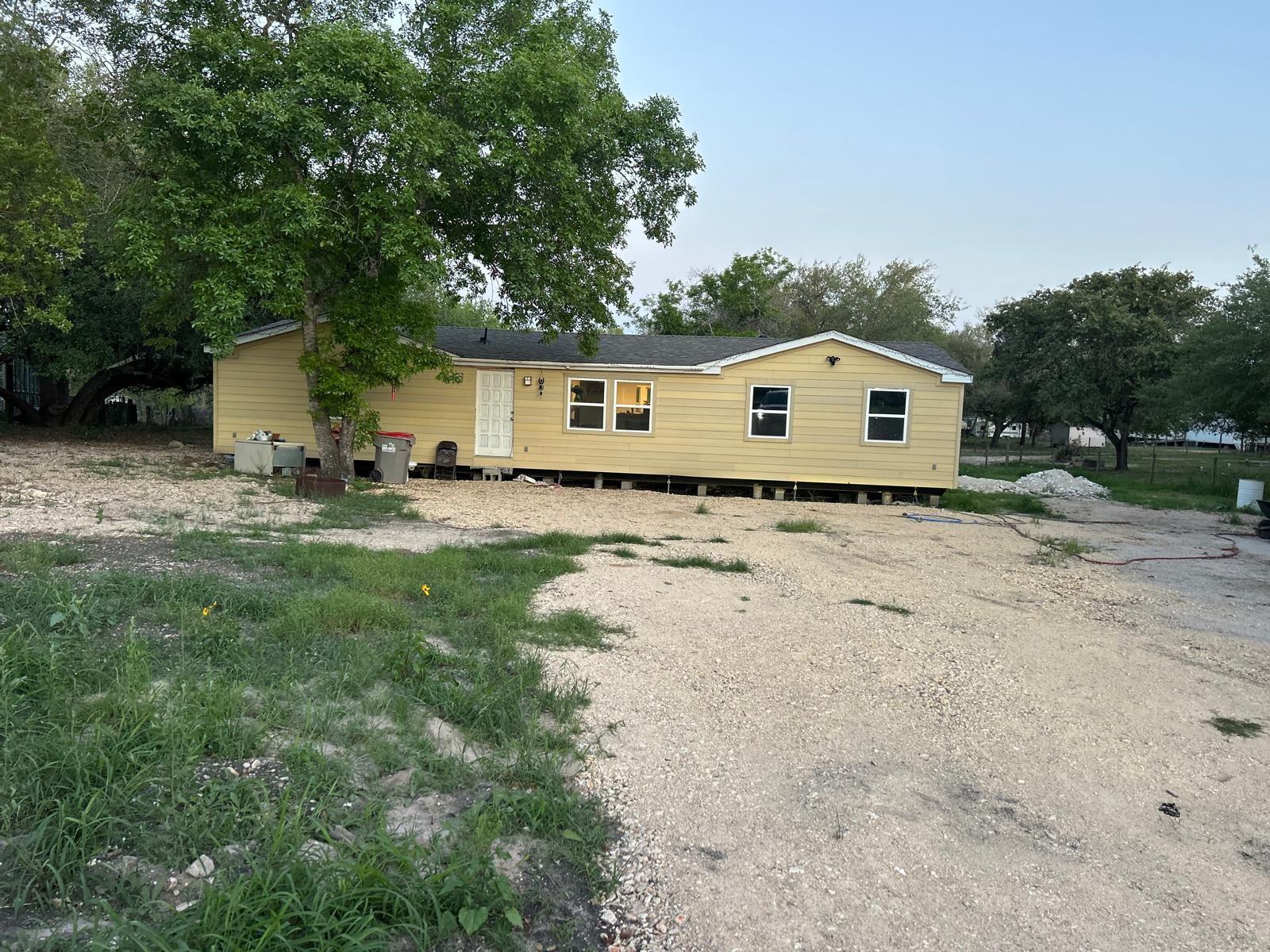 1912 Hickory Way