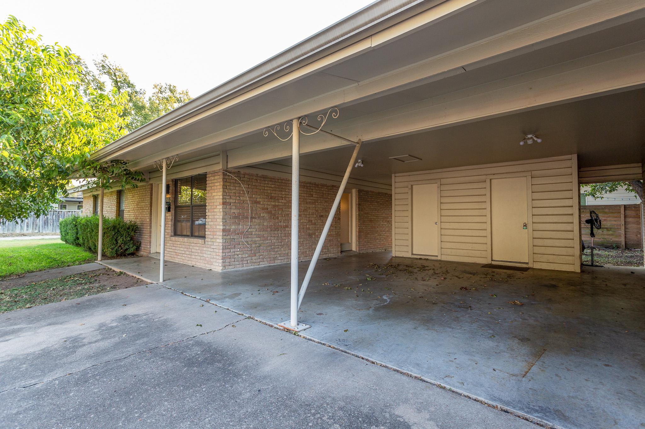 4501 Caswell Ave Property Photo 3