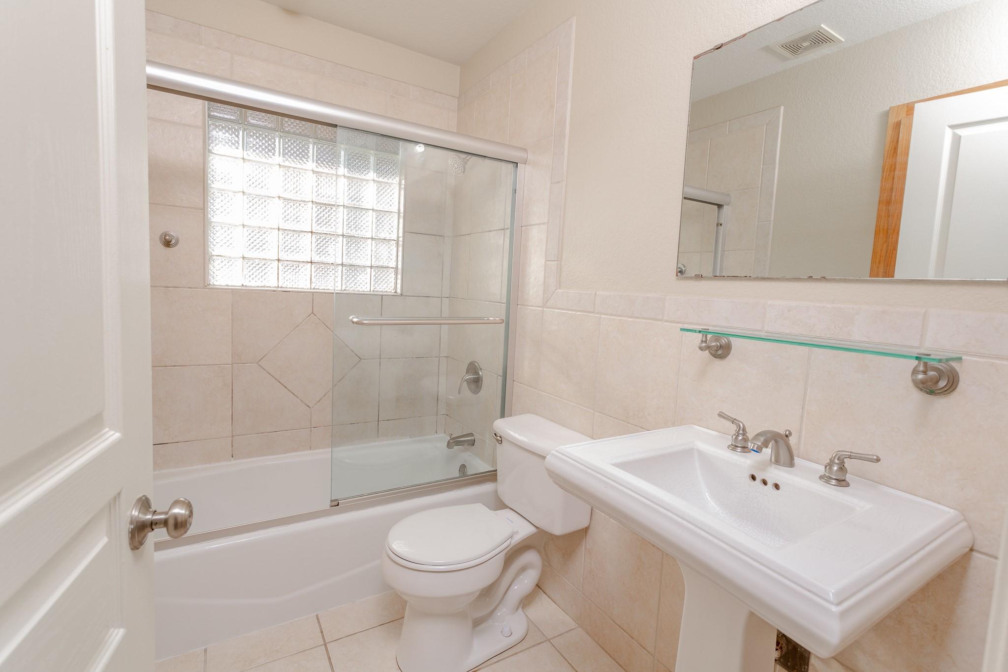 4501 Caswell Ave Property Photo 11
