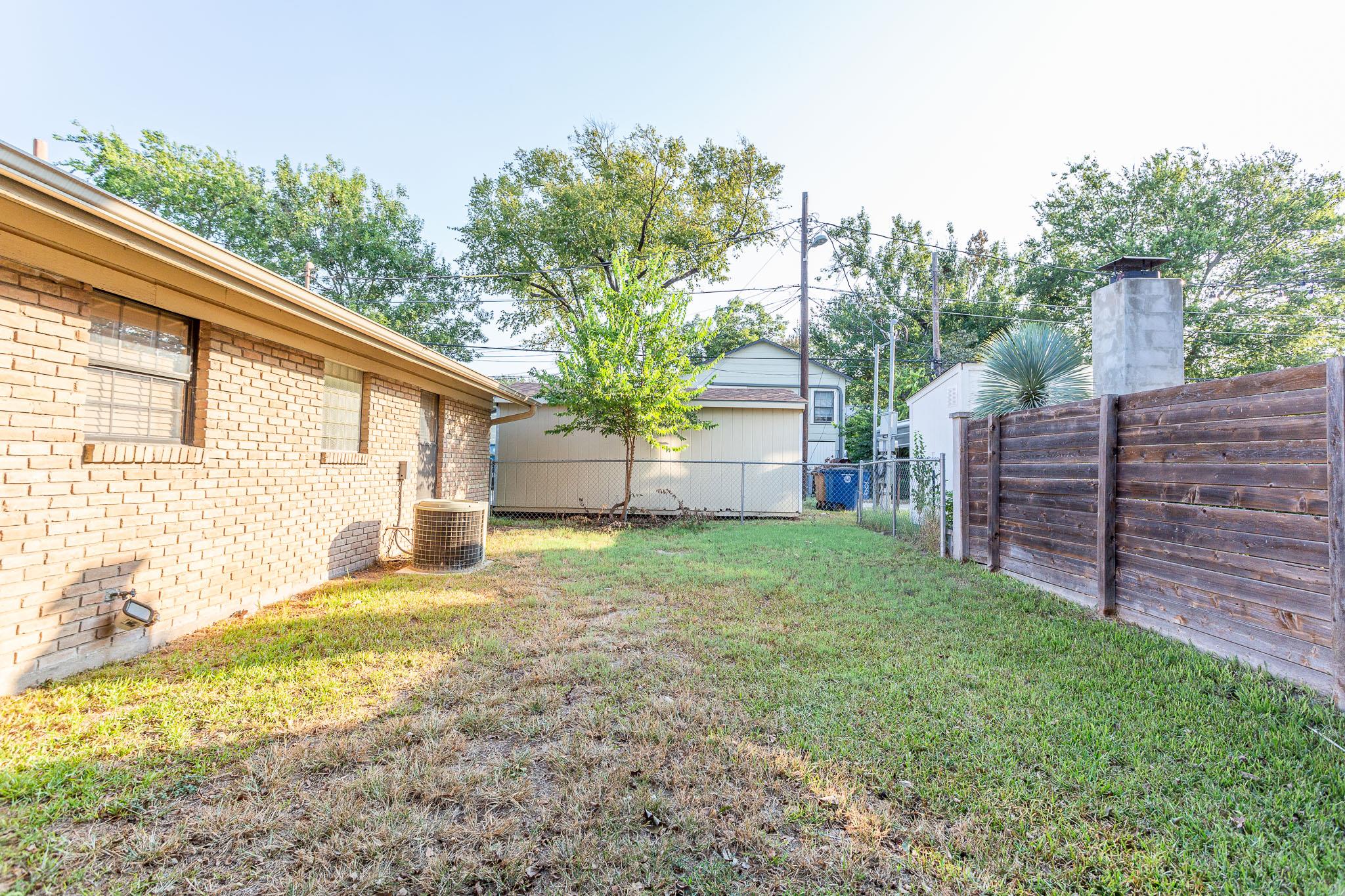 4501 Caswell Ave Property Photo 16