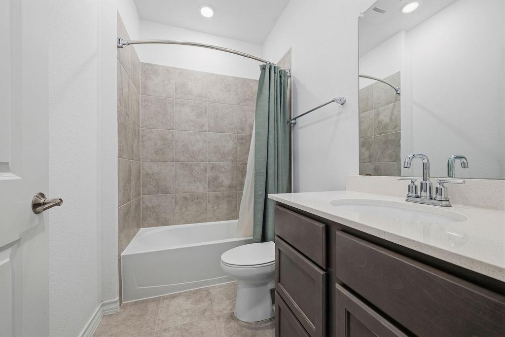 205 Stinchcomb Rd Property Photo 4
