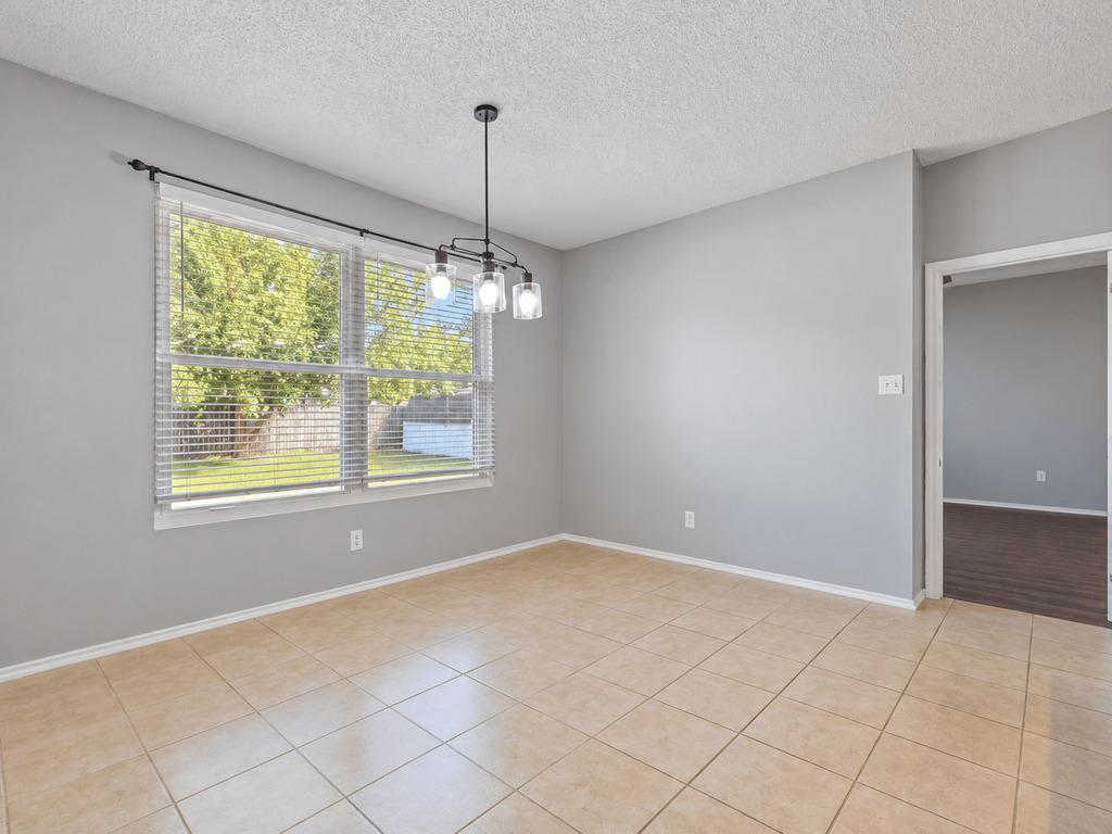 406 Tamara Dr Property Photo 18