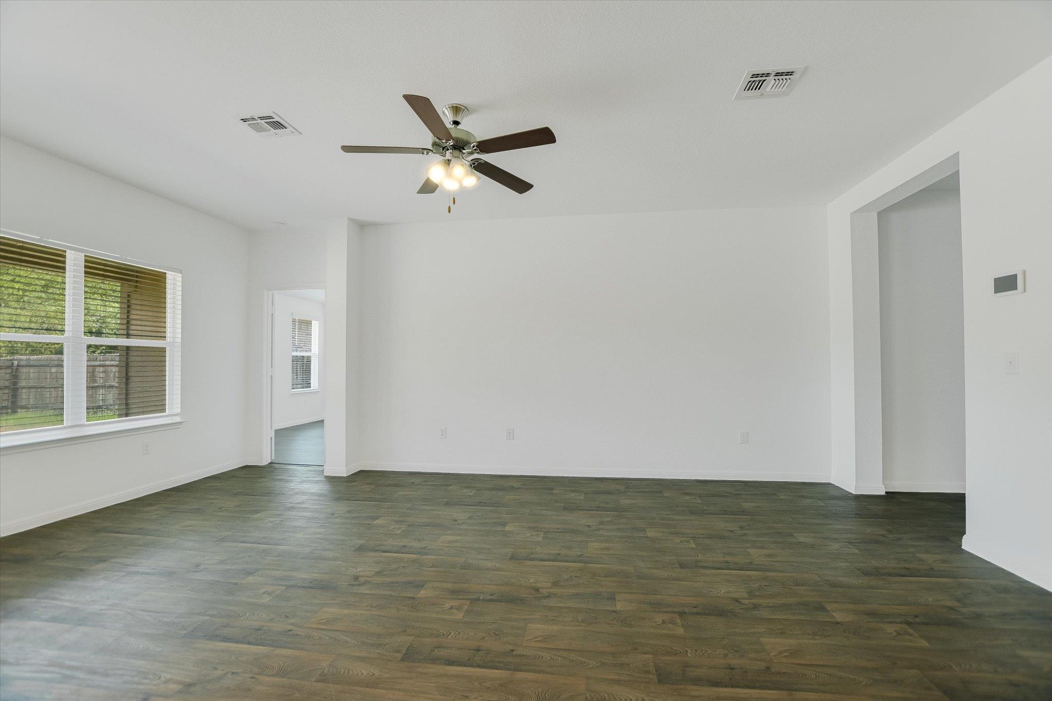 2216 Dickinson Ter Property Photo 11