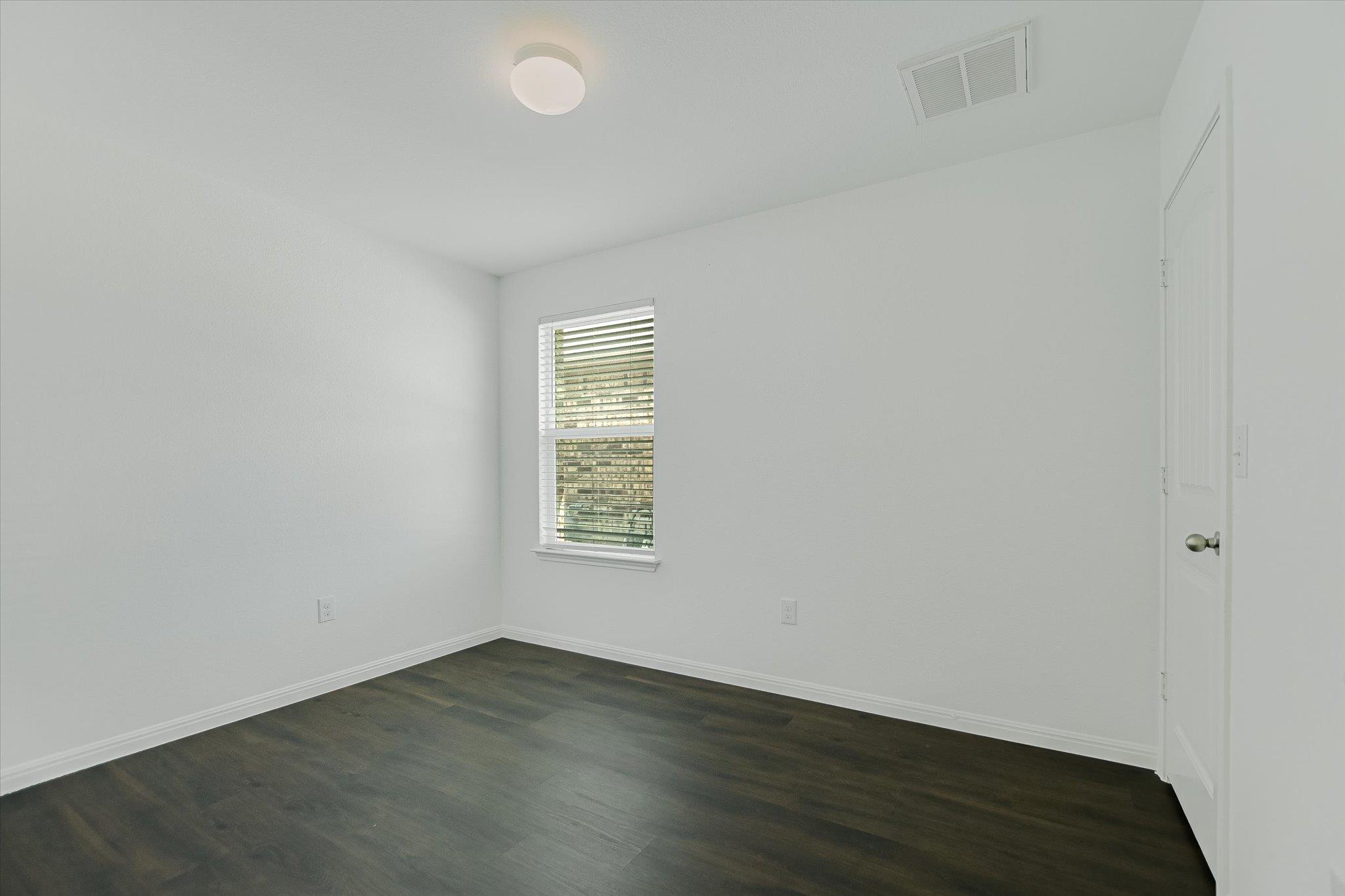 2216 Dickinson Ter Property Photo 17