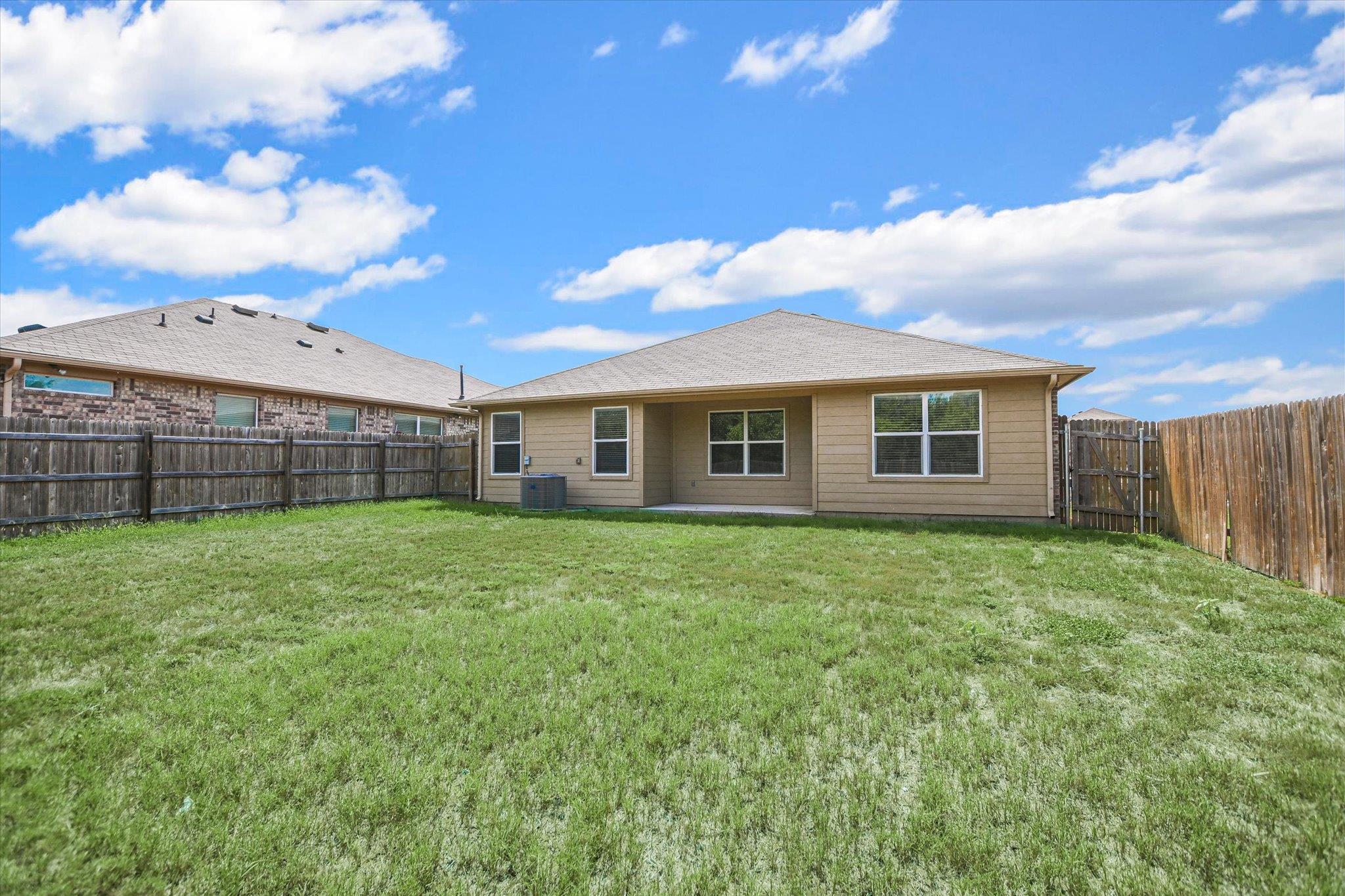 2216 Dickinson Ter Property Photo 20