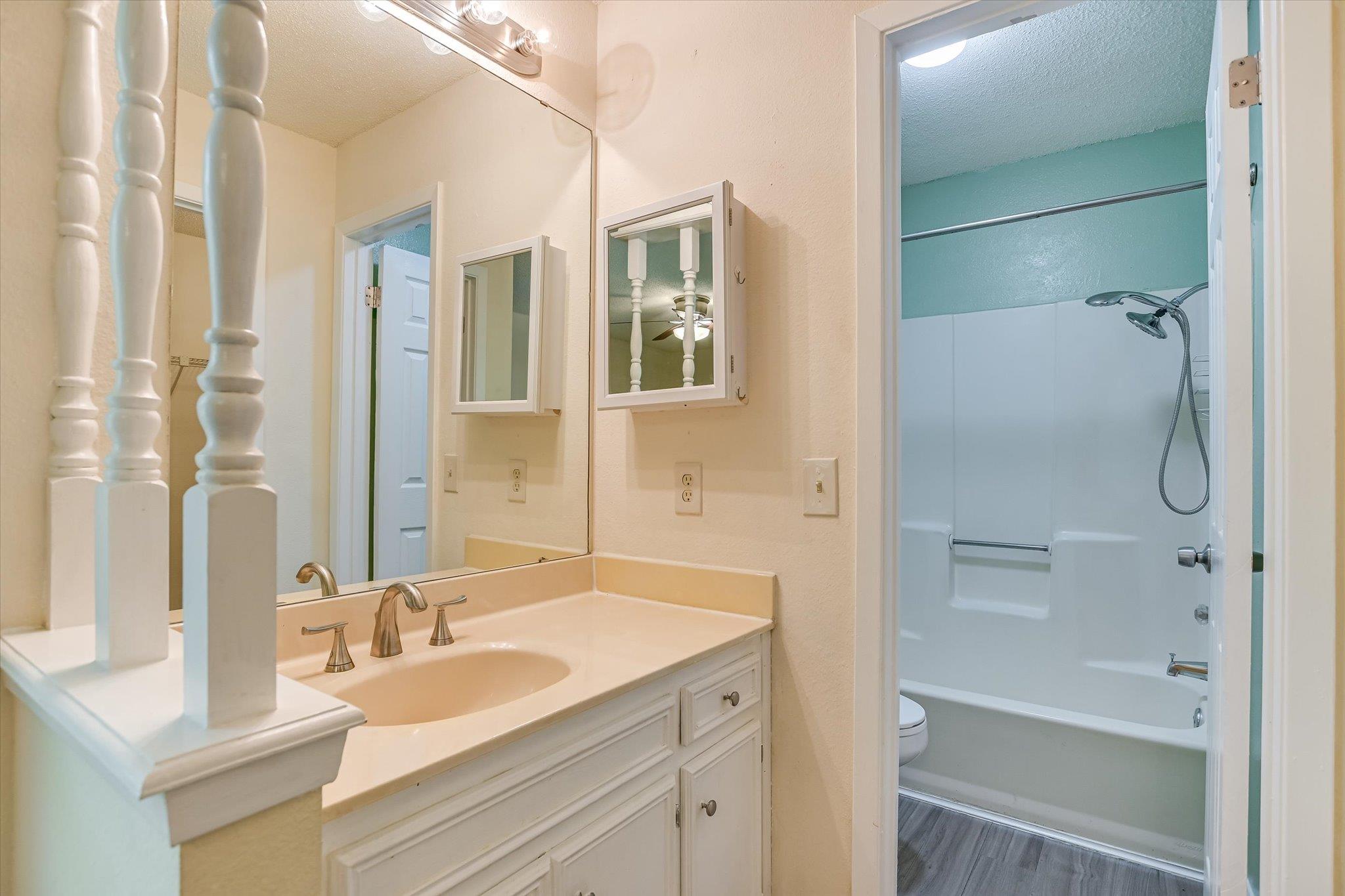 10616 Mellow Meadows Dr #18b Property Photo 7