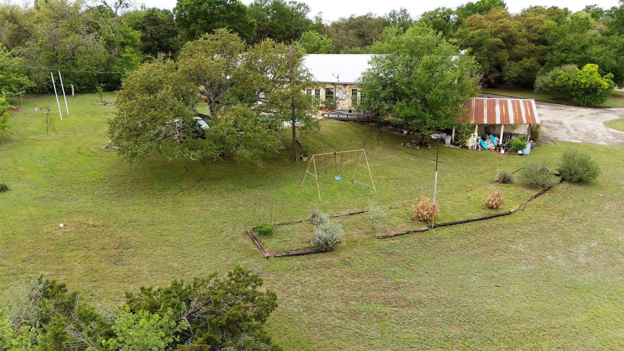 15 Wildflower Trl Property Photo 10