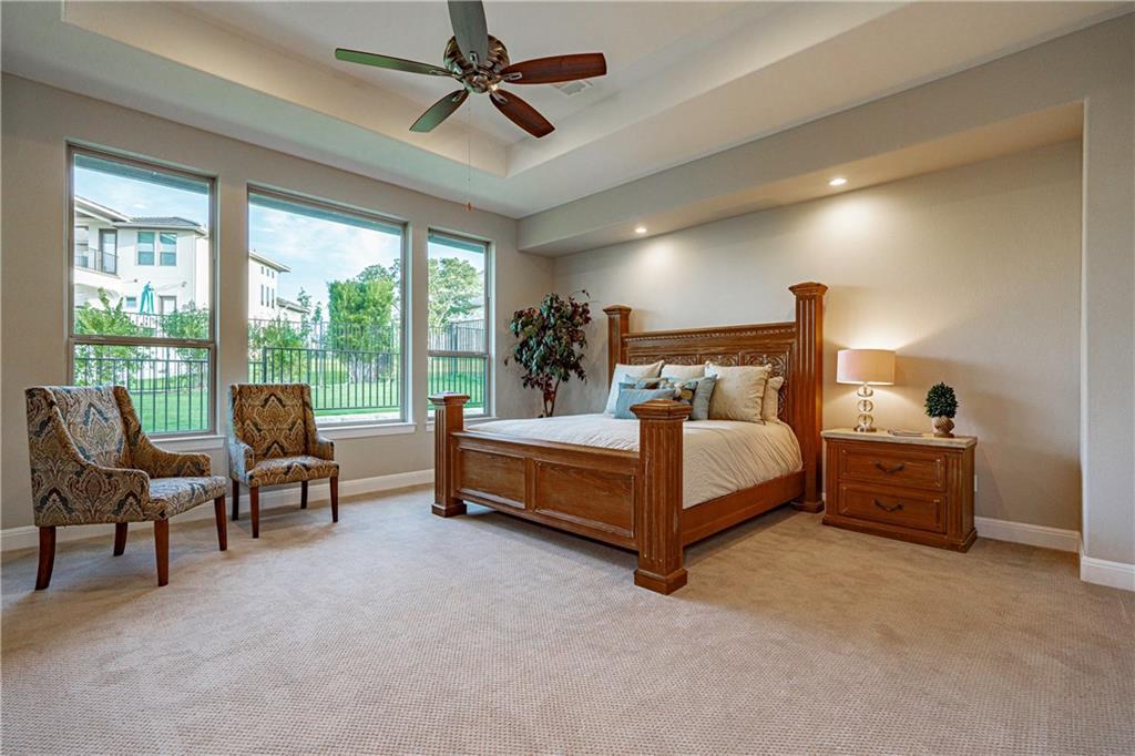 511 Woodside Ter Property Photo 8