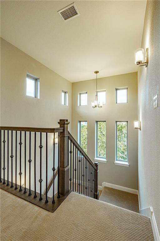 511 Woodside Ter Property Photo 11