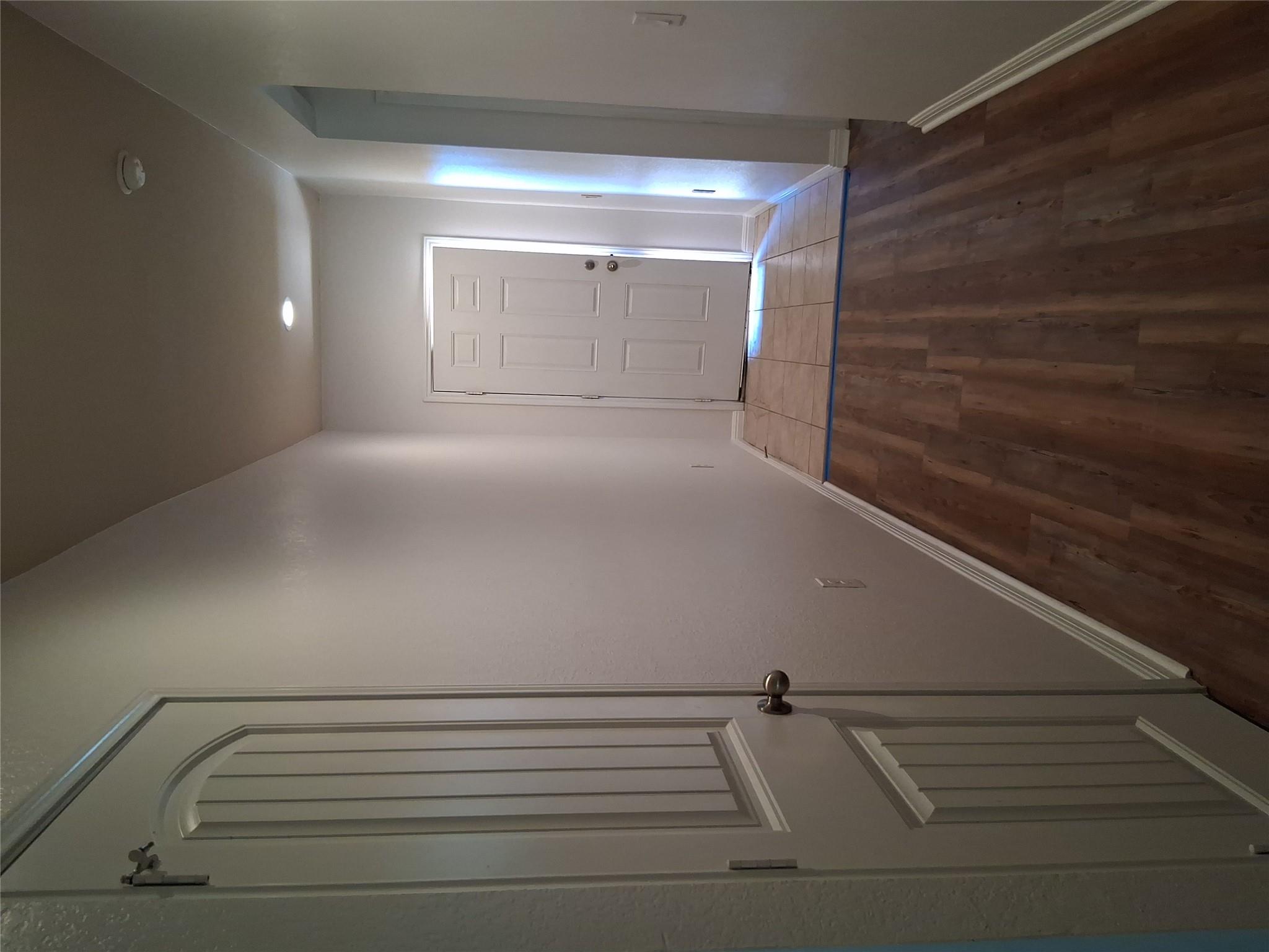 11105 Dawes Pl Property Photo 4