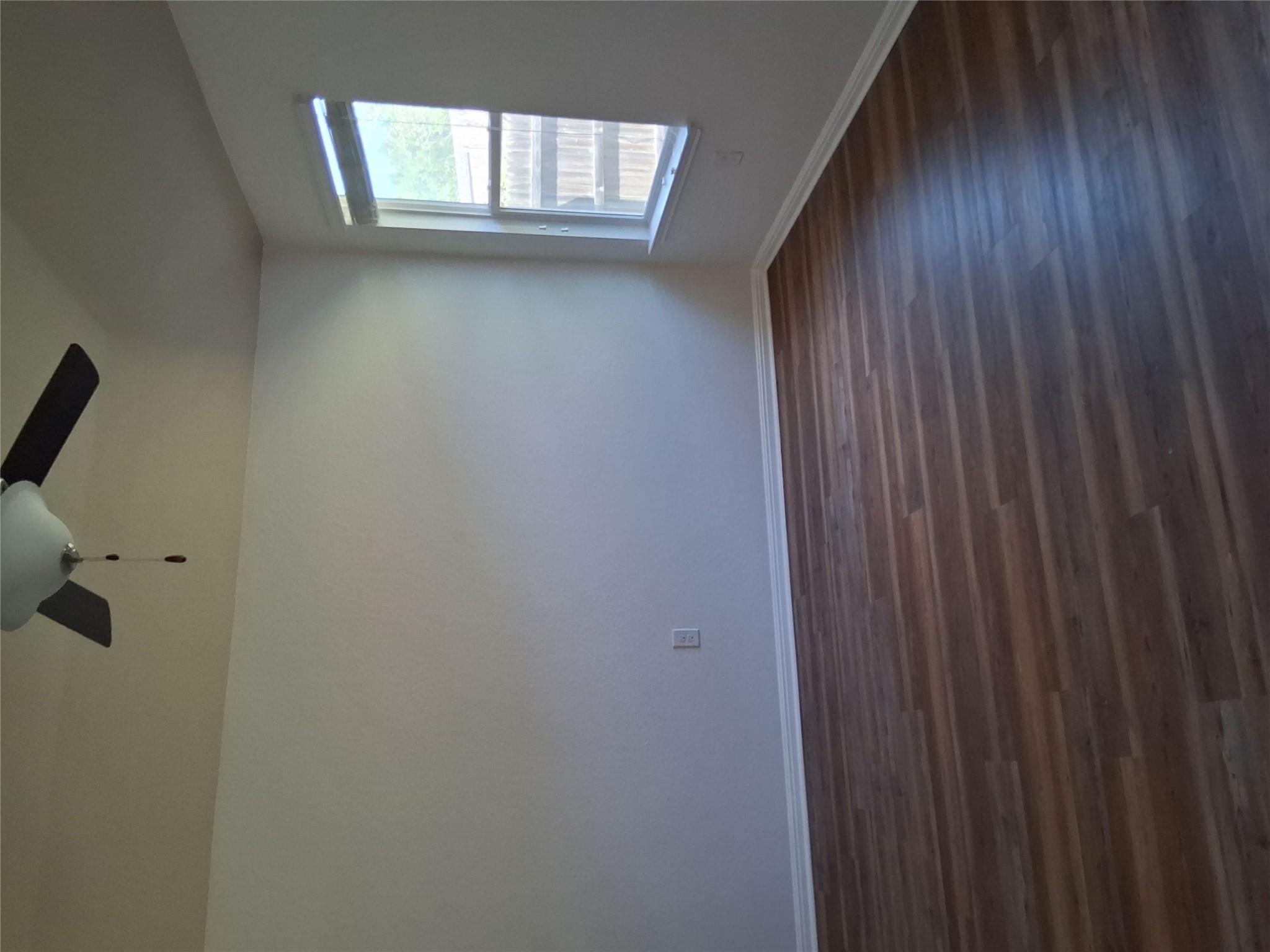 11105 Dawes Pl Property Photo 9