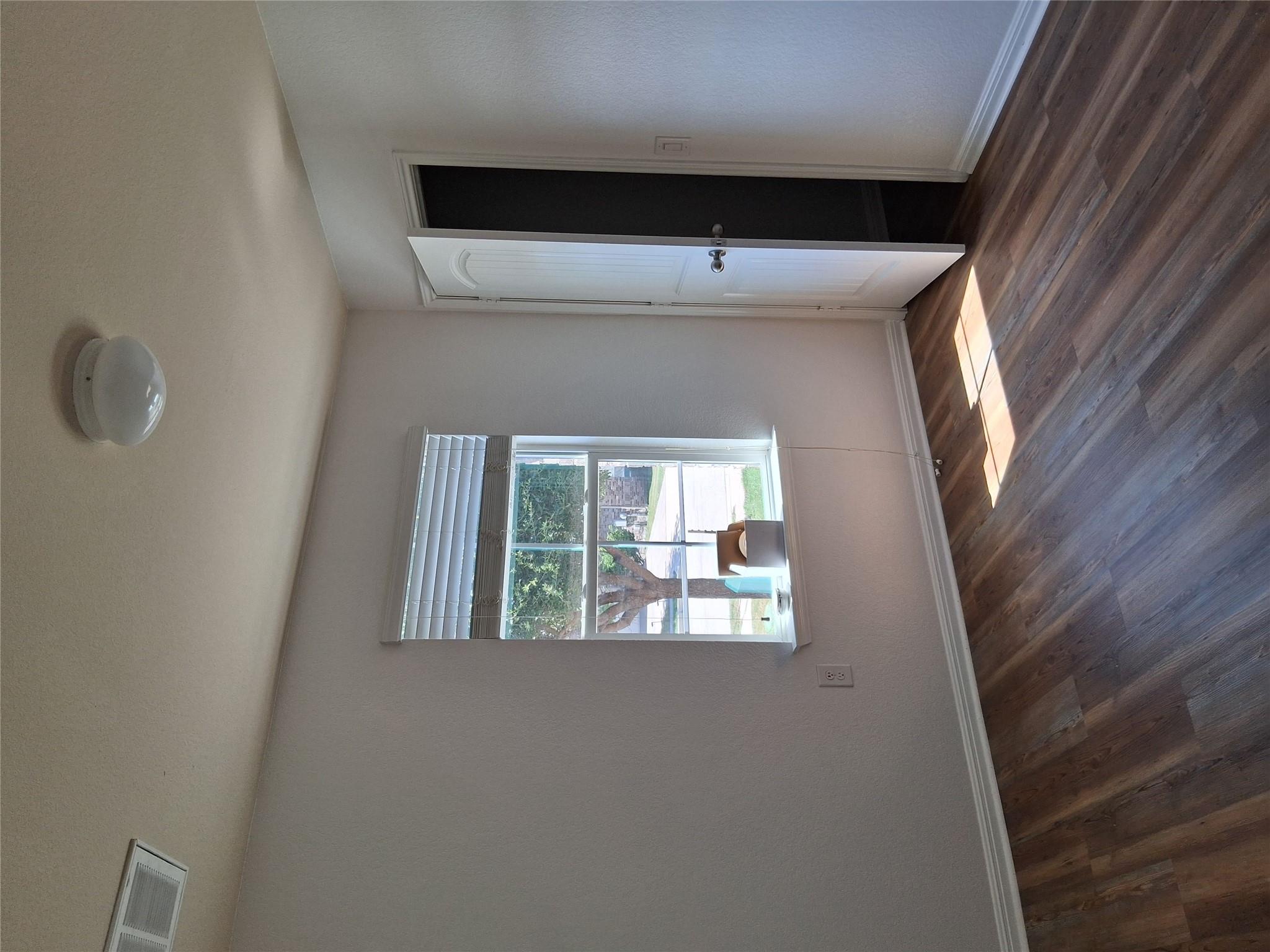 11105 Dawes Pl Property Photo 13