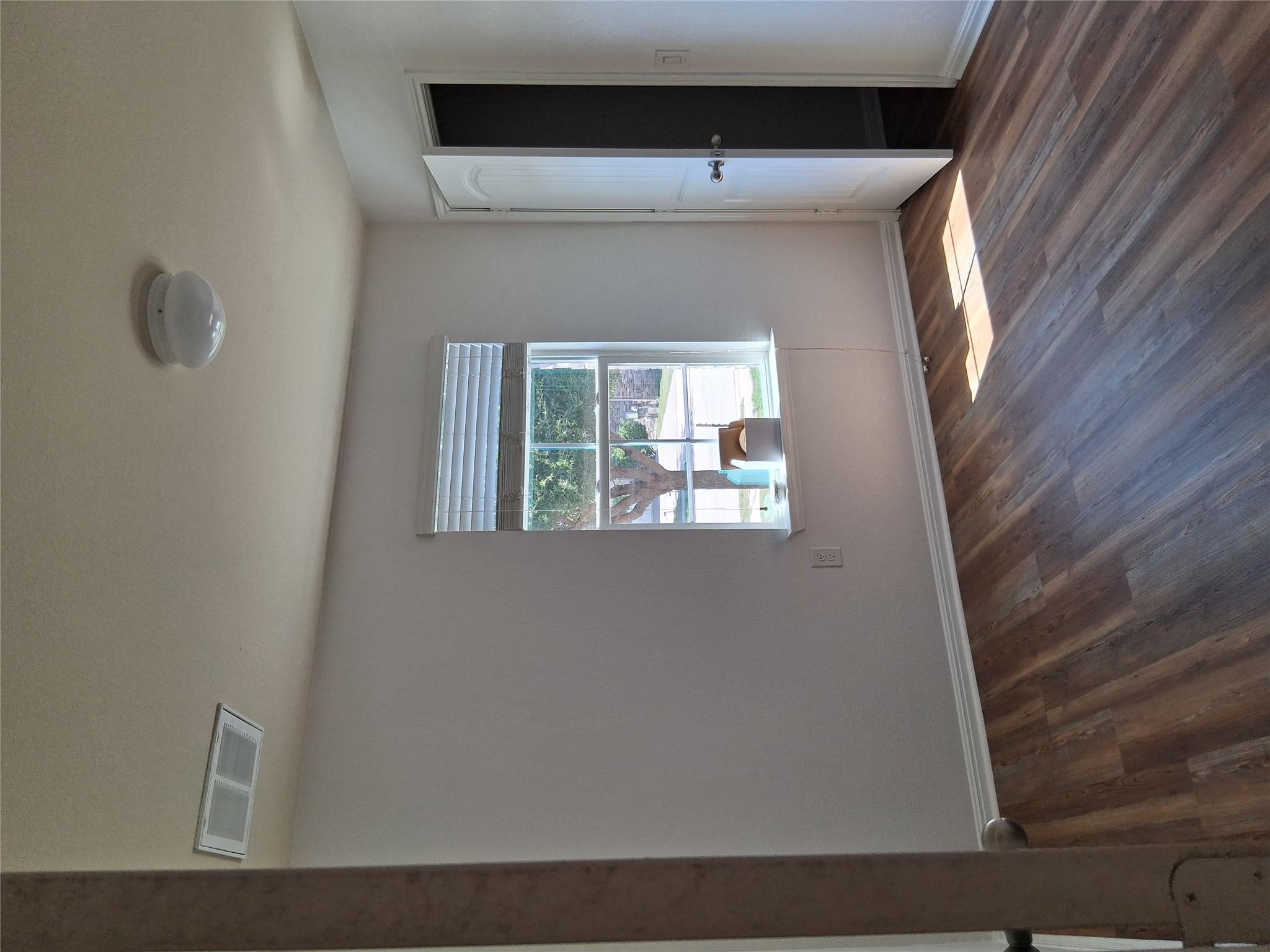 11105 Dawes Pl Property Photo 16