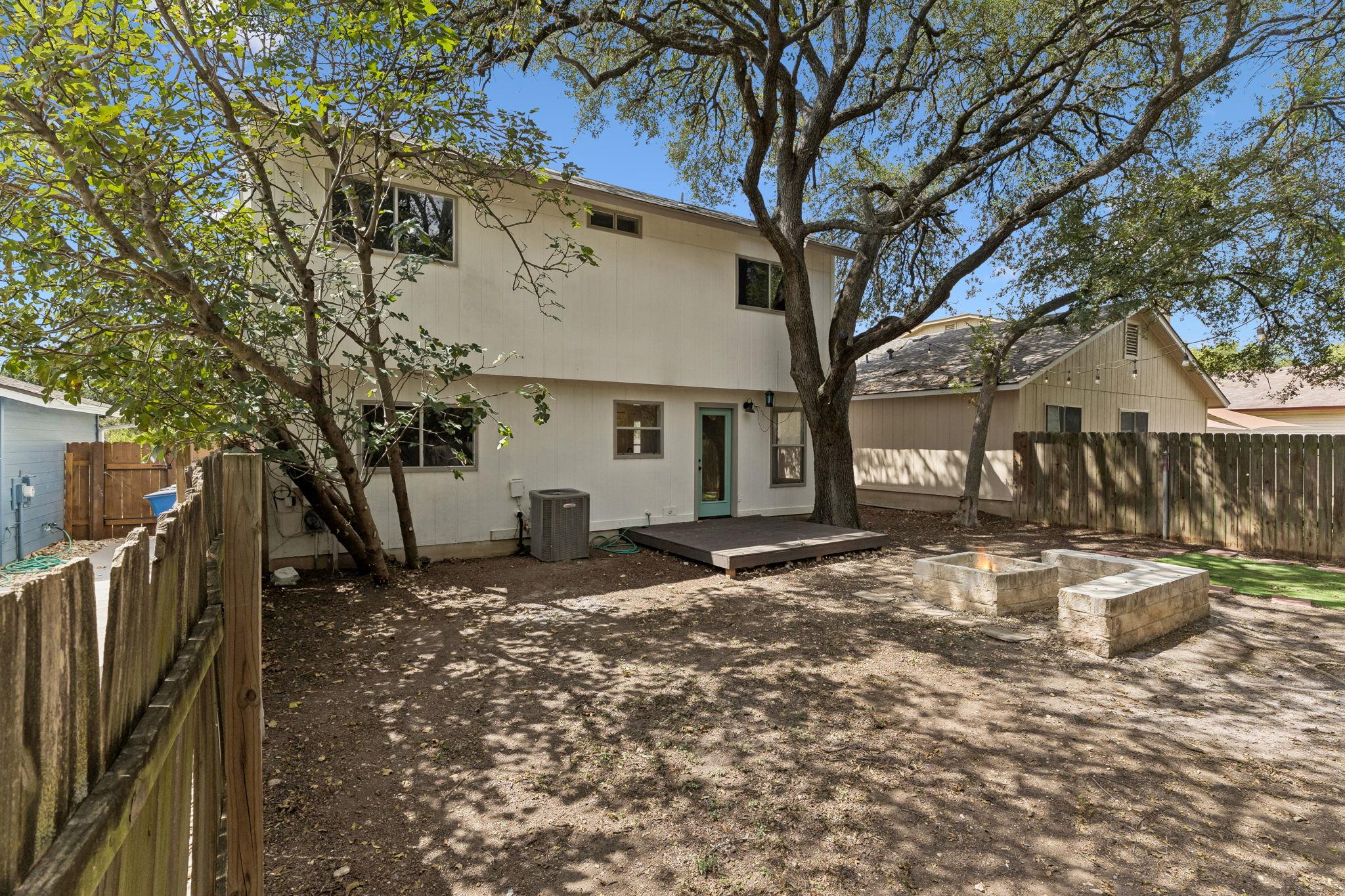 10613 Archdale Dr Property Photo 28
