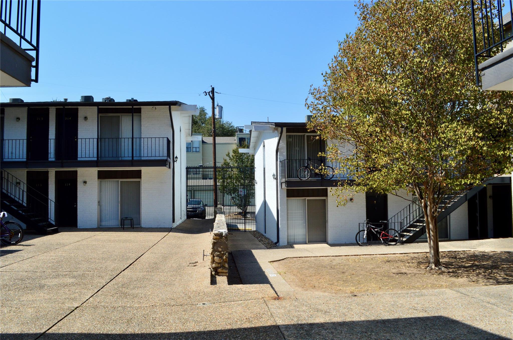 2610 Salado St #210 Property Photo 2